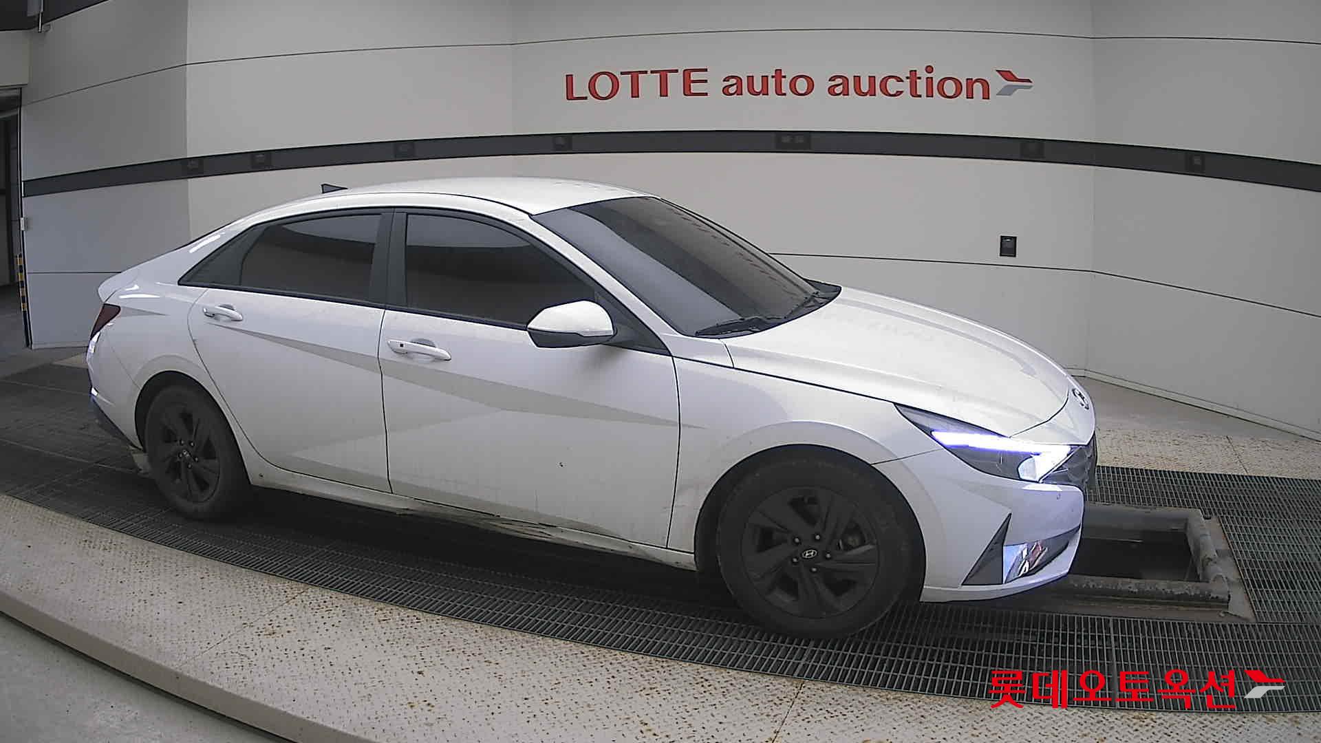 Hyundai Avante Hybrid id 3633567 из Кореи 17