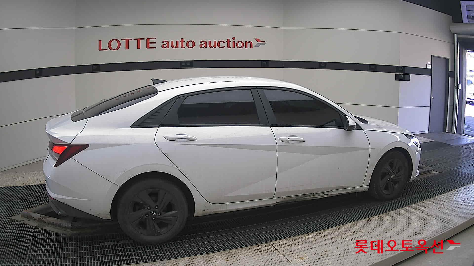 Hyundai Avante Hybrid id 3633567 из Кореи 18