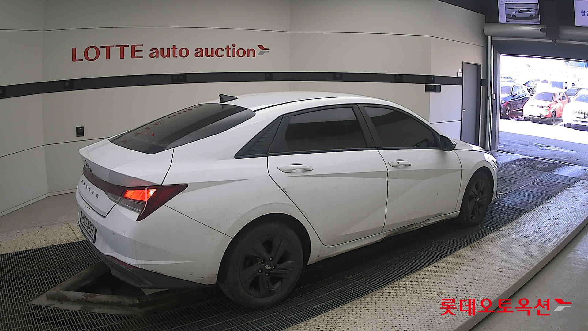 Hyundai Avante Hybrid id 3633567 из Кореи 19