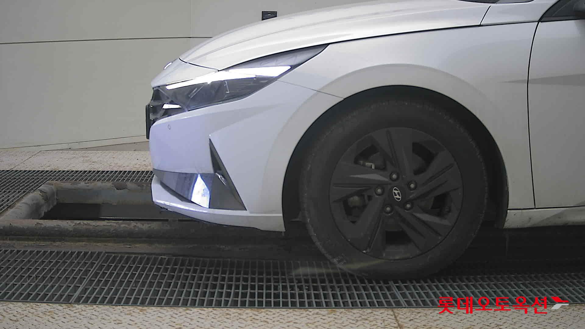 Hyundai Avante Hybrid id 3633567 из Кореи 21