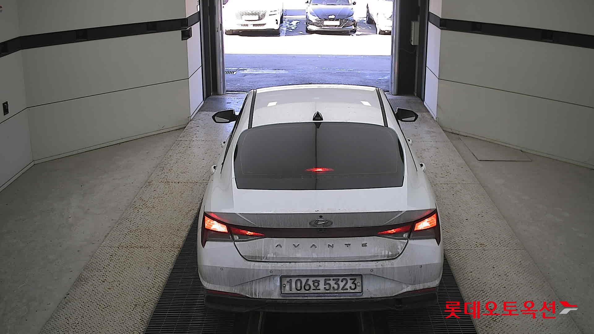 Hyundai Avante Hybrid 2023 Белый из Кореи, фото 5