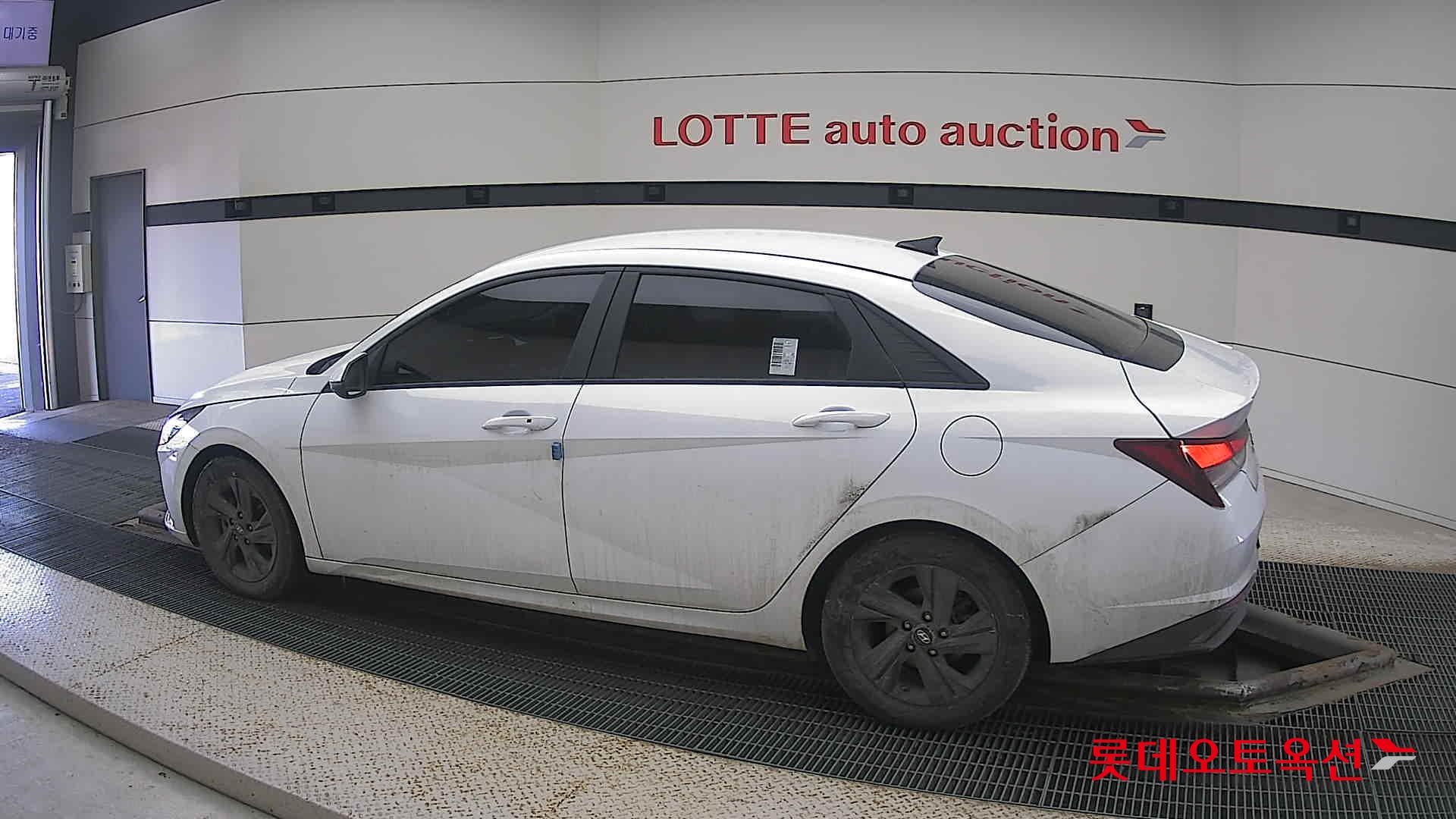 Hyundai Avante Hybrid id 3633549 из Кореи 11