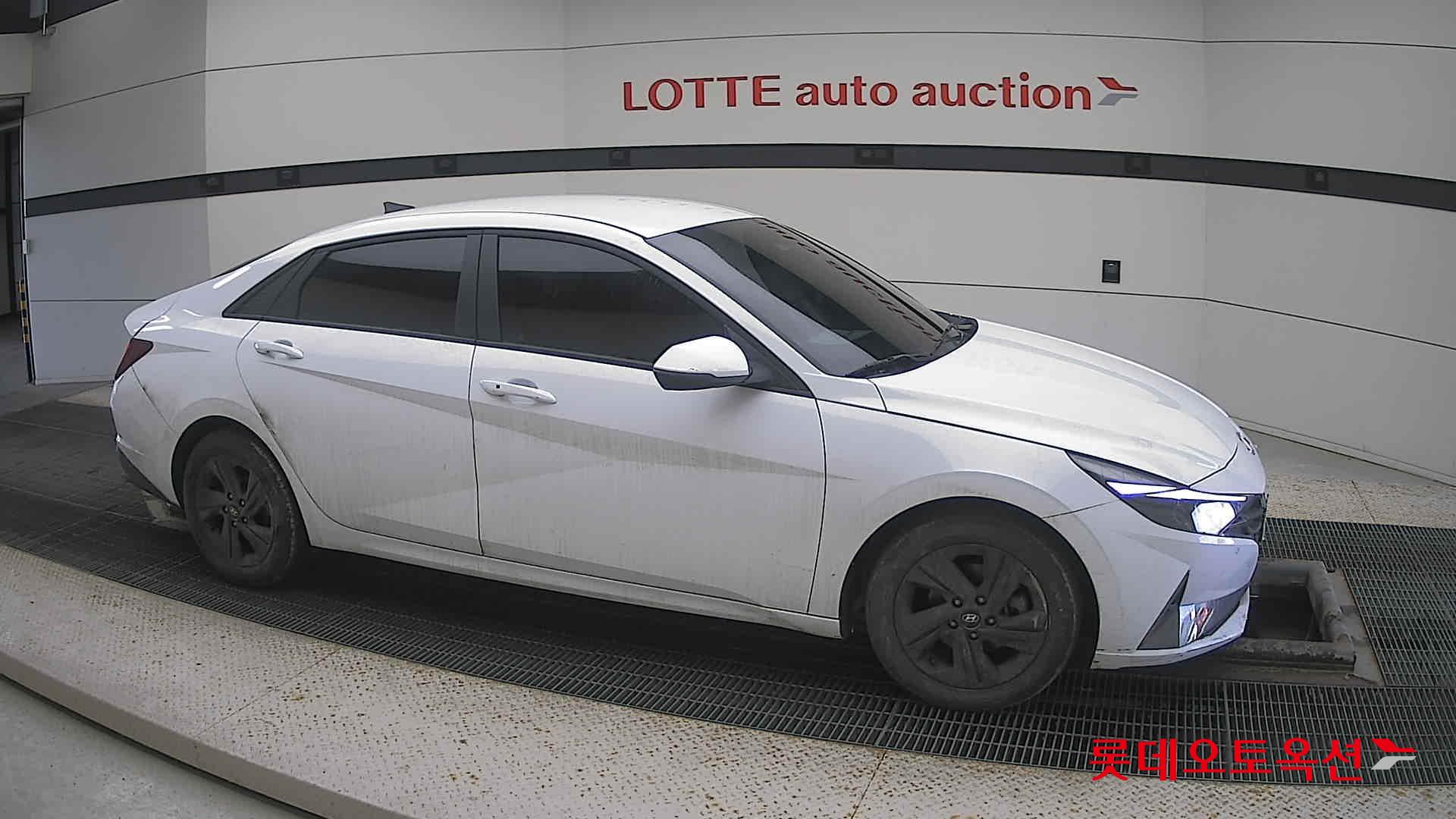 Hyundai Avante Hybrid id 3633549 из Кореи 17