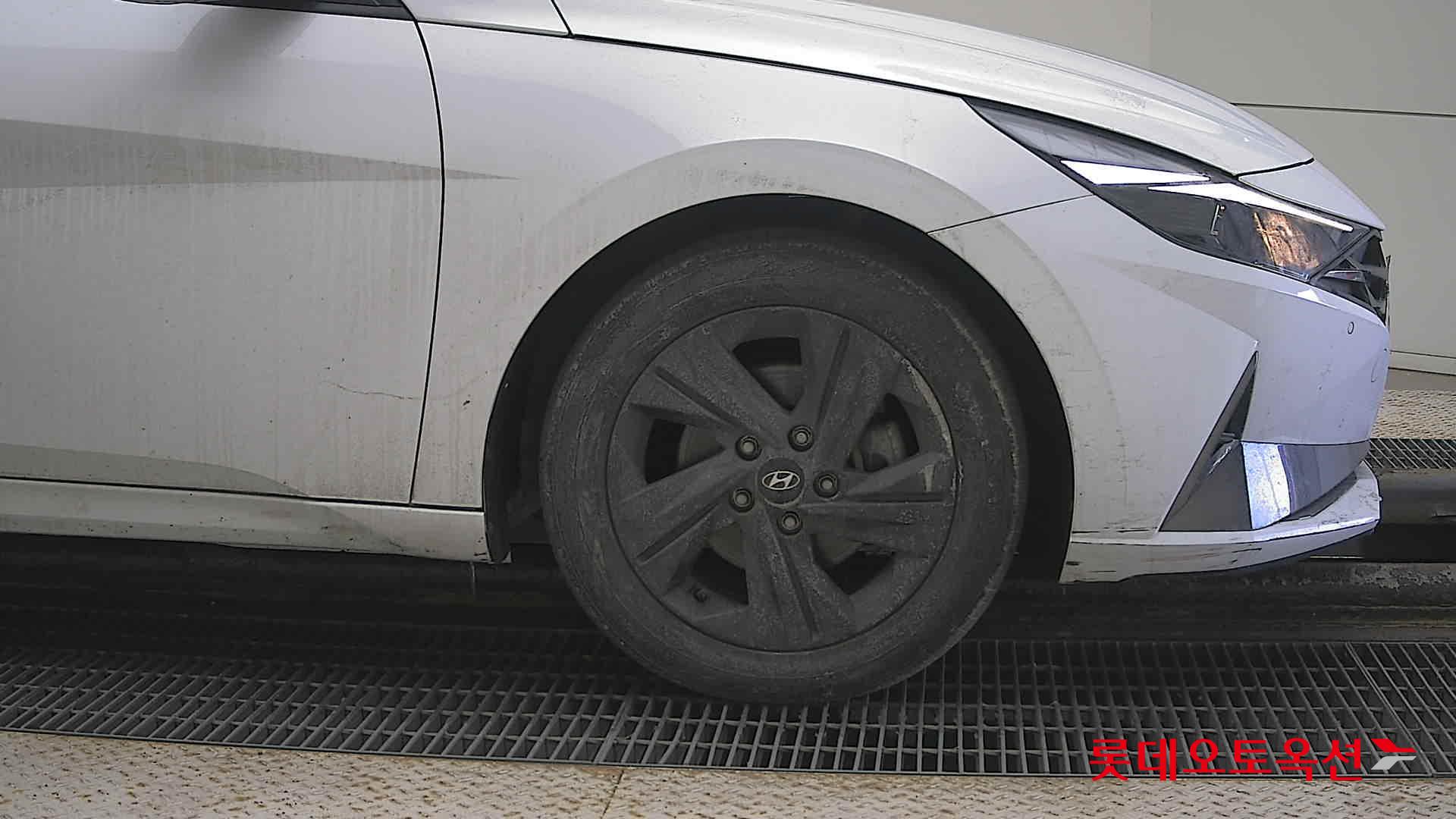 Hyundai Avante Hybrid id 3633549 из Кореи 23