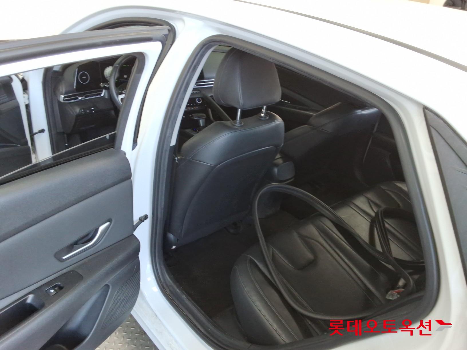 Hyundai Avante Hybrid id 3633549 из Кореи 36