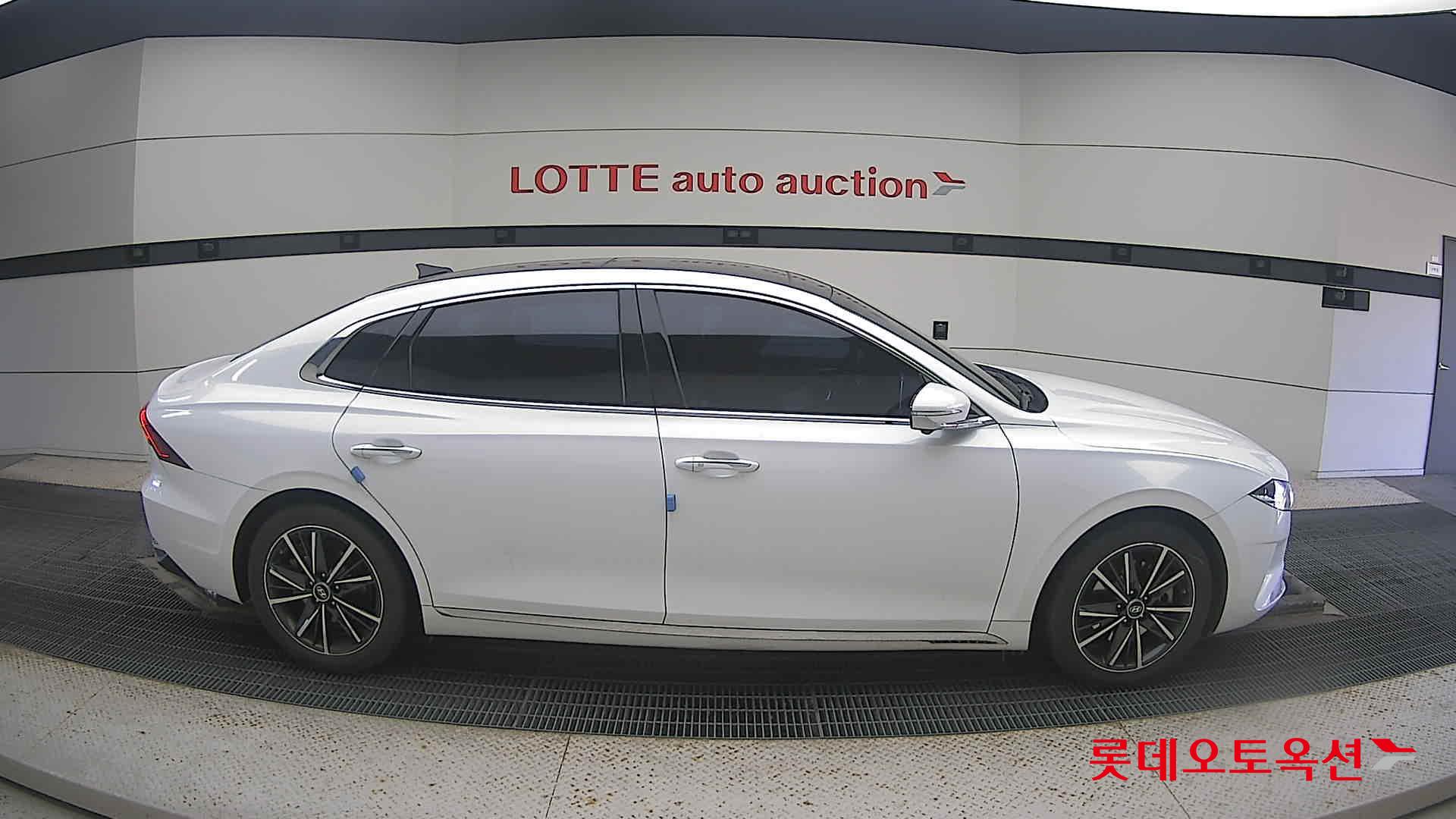 Hyundai Grandeur 2020 Белый из Кореи, фото 3