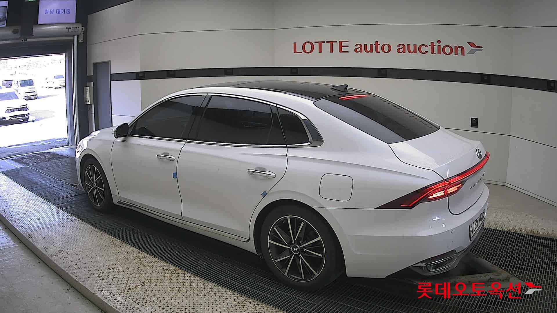 Hyundai Grandeur id 3628776 из Кореи 10