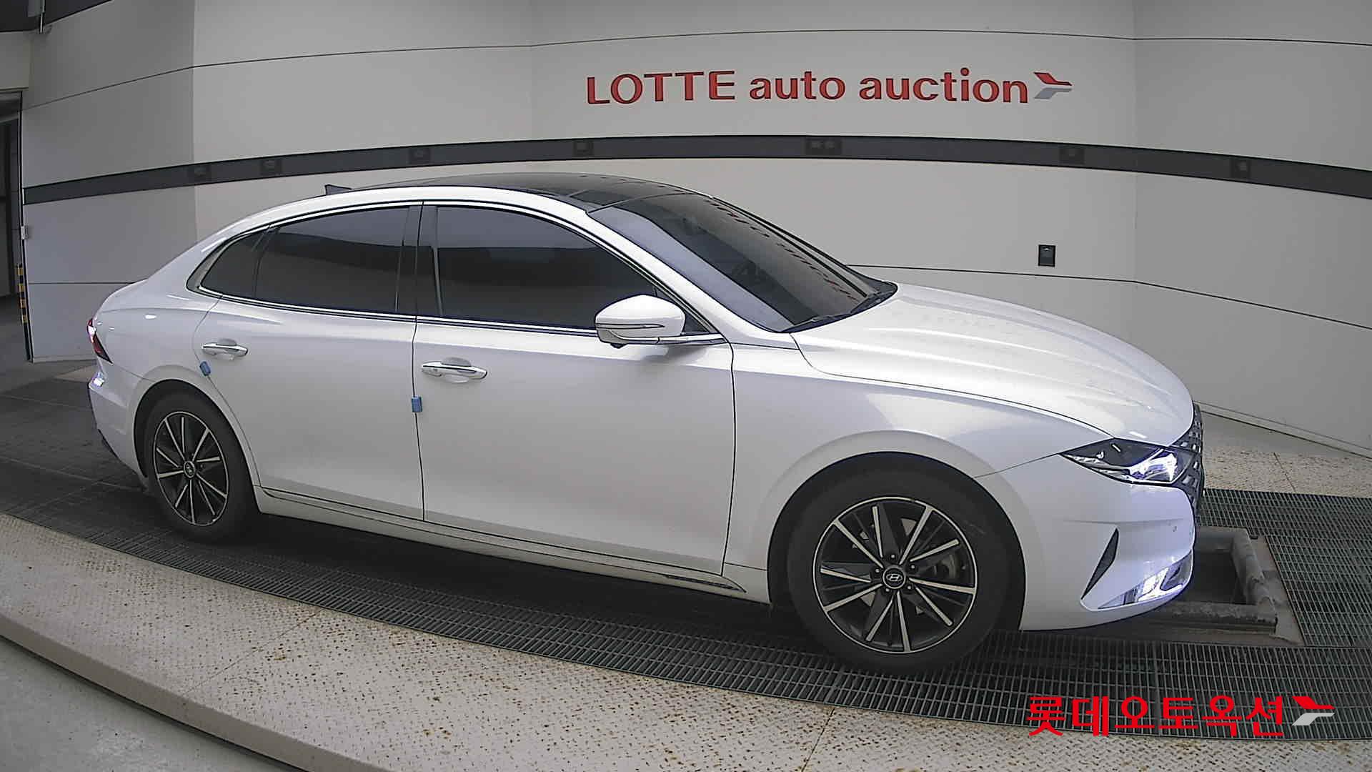 Hyundai Grandeur id 3628776 из Кореи 17