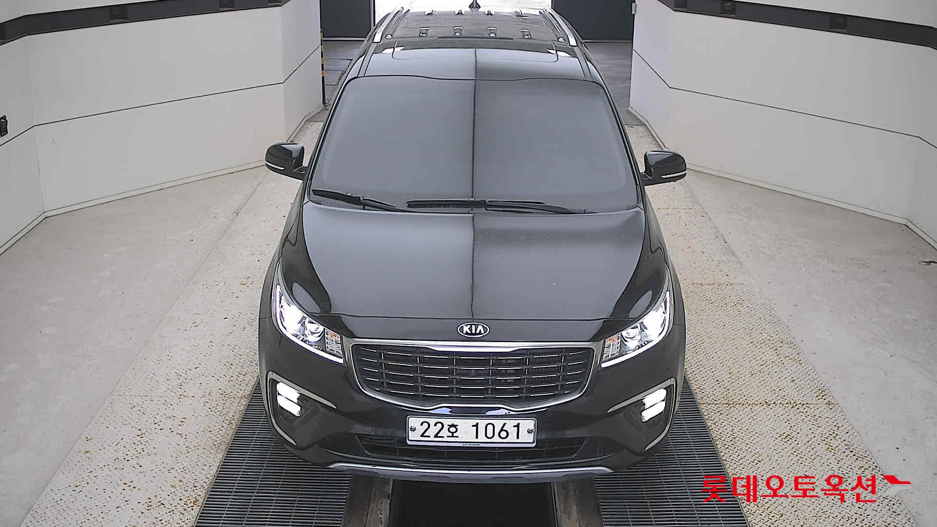 Kia New Carnival