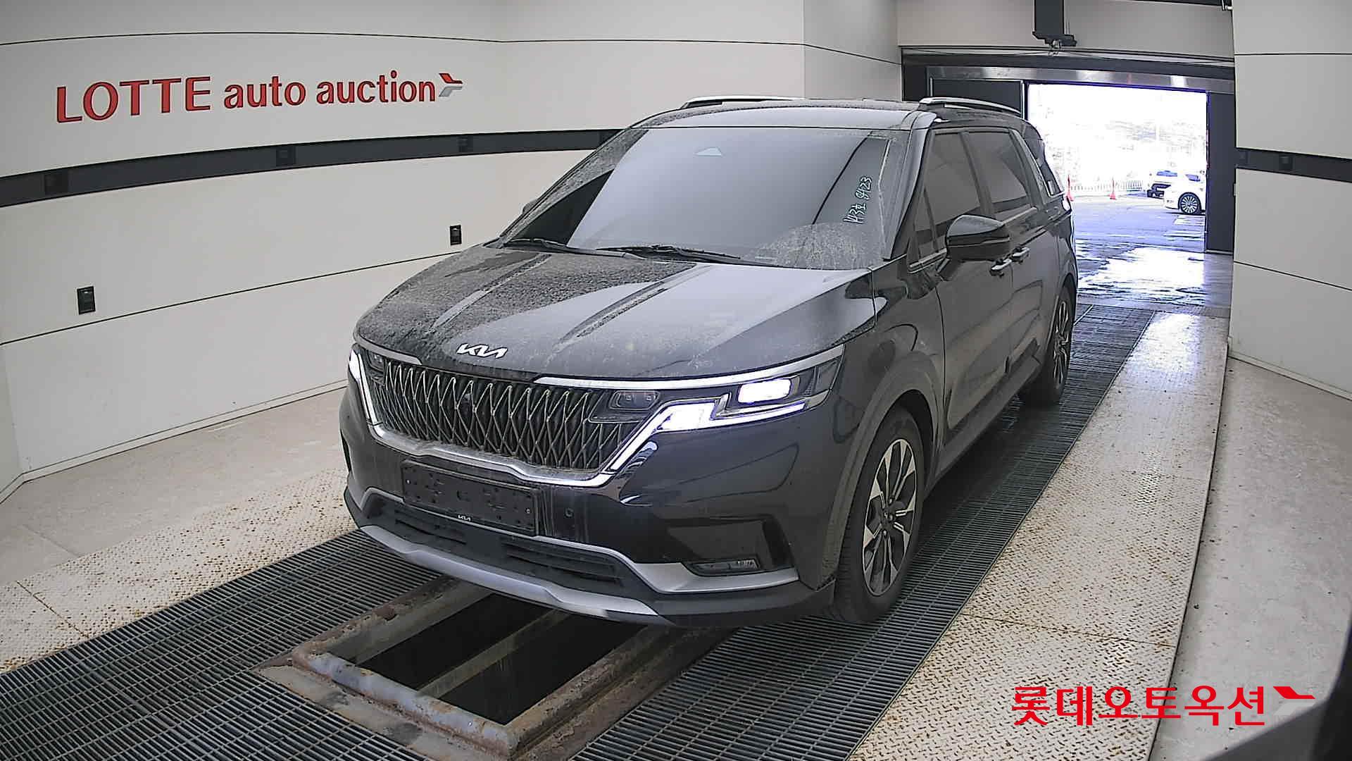 Kia Carnival 2022 Черный из Кореи