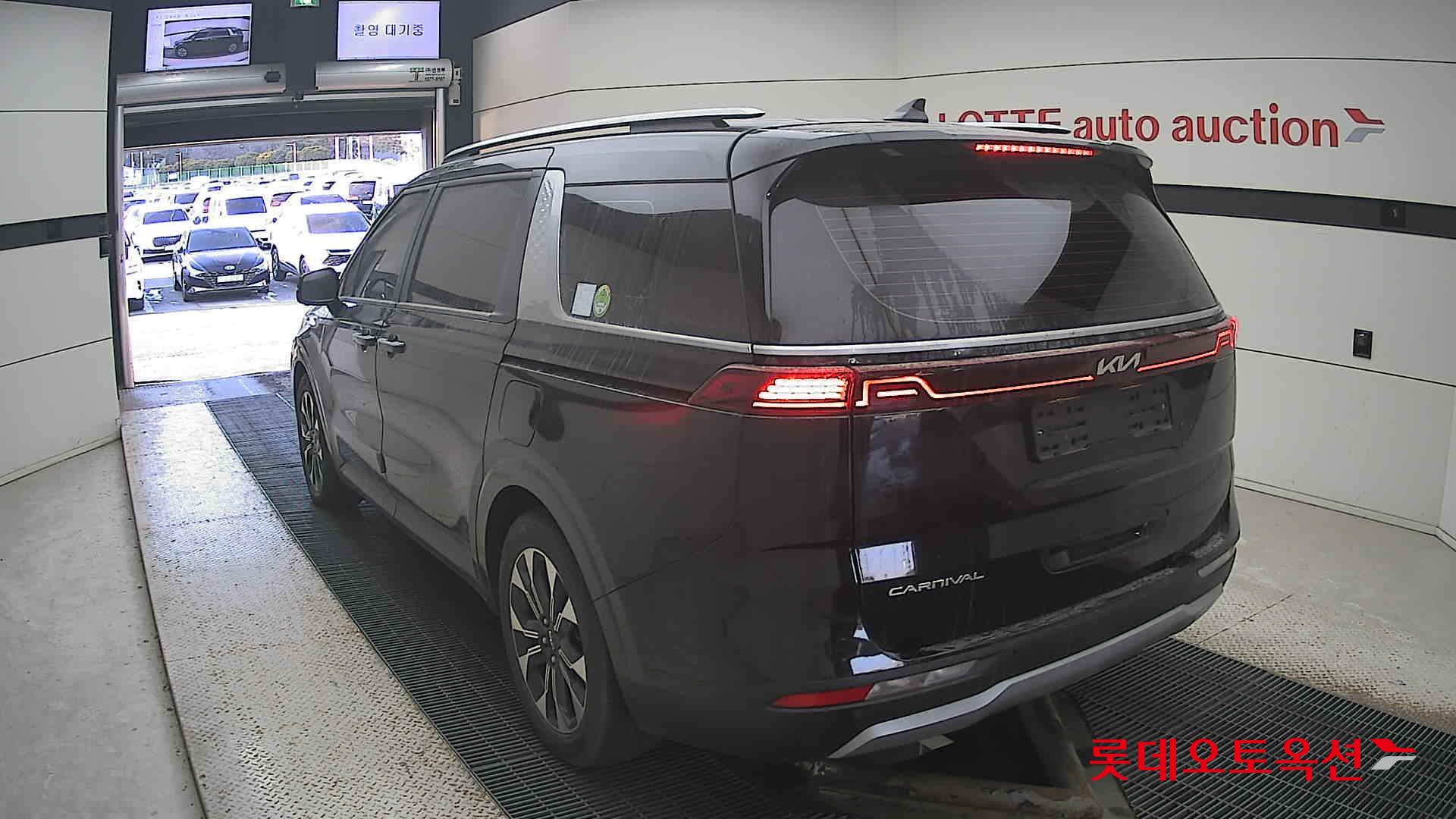 Kia Carnival id 3633663 из Кореи 9