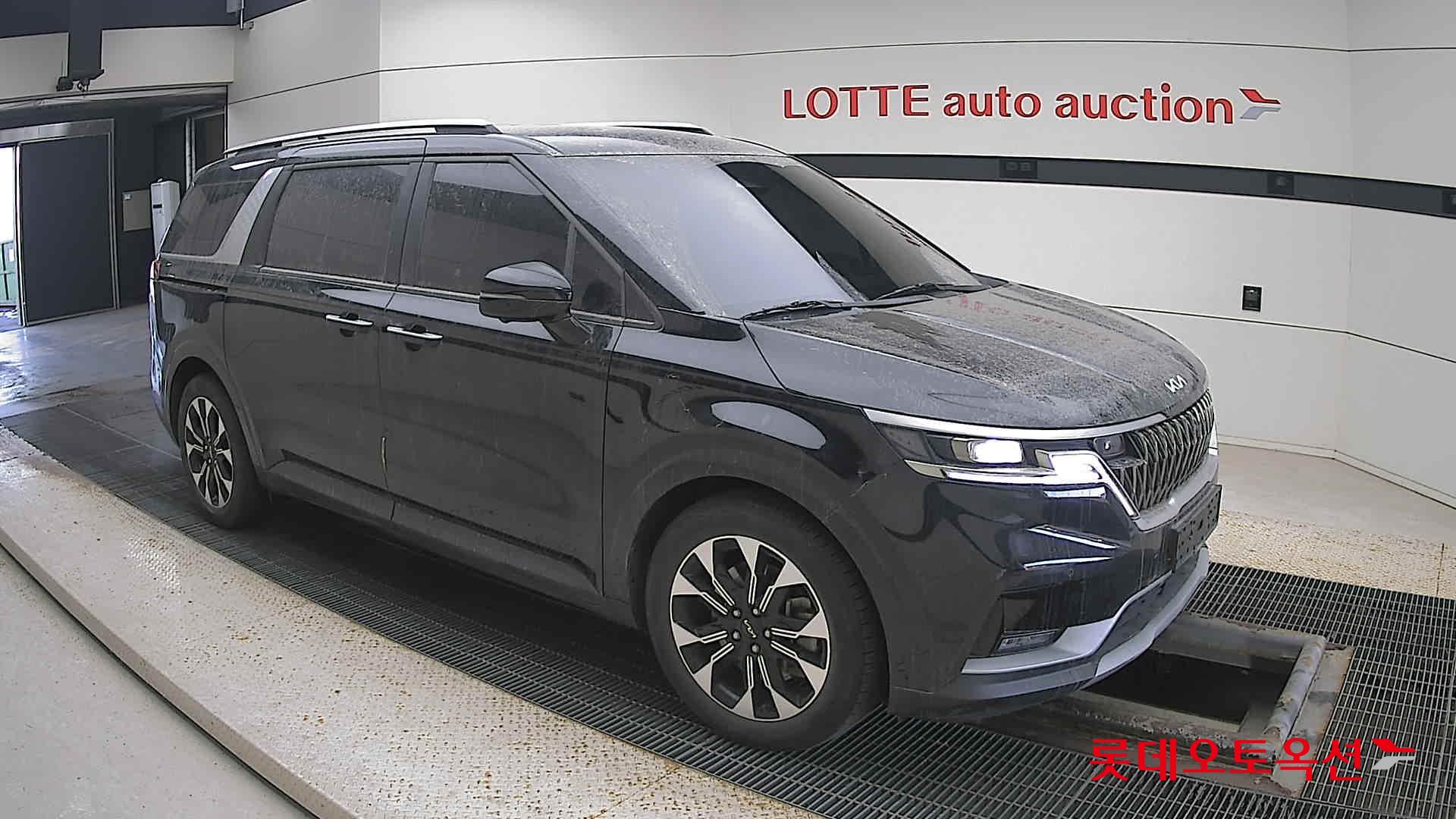 Kia Carnival id 3633663 из Кореи 16