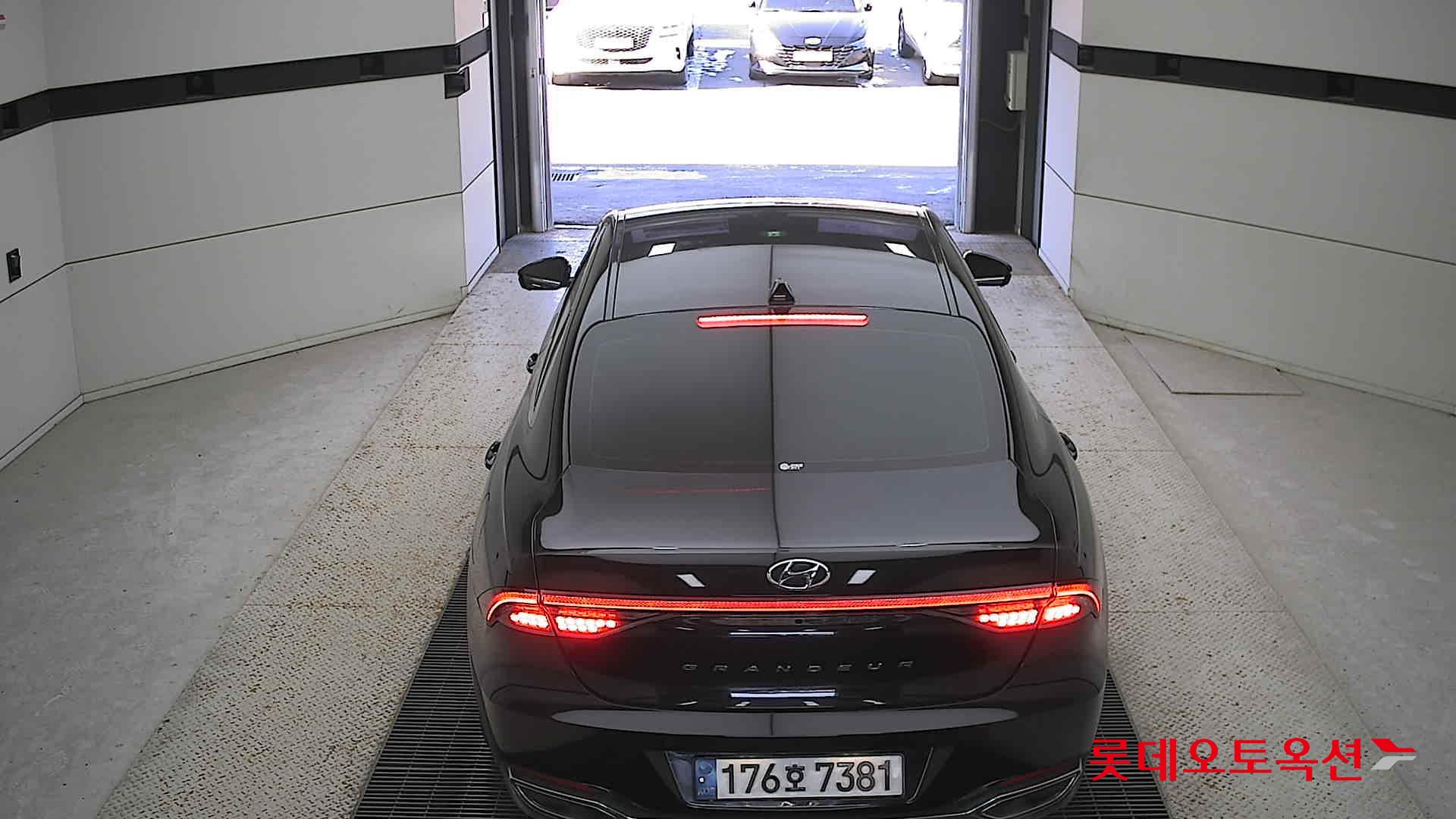 Hyundai Grandeur 2022 Черный из Кореи, фото 5