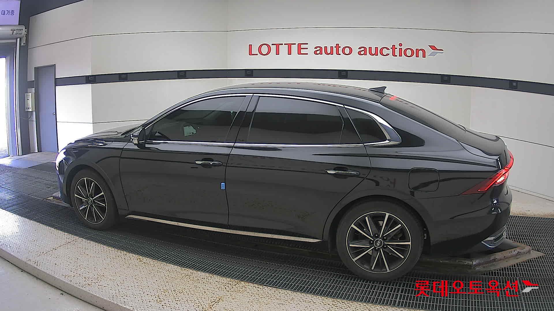 Hyundai Grandeur id 3633585 из Кореи 11