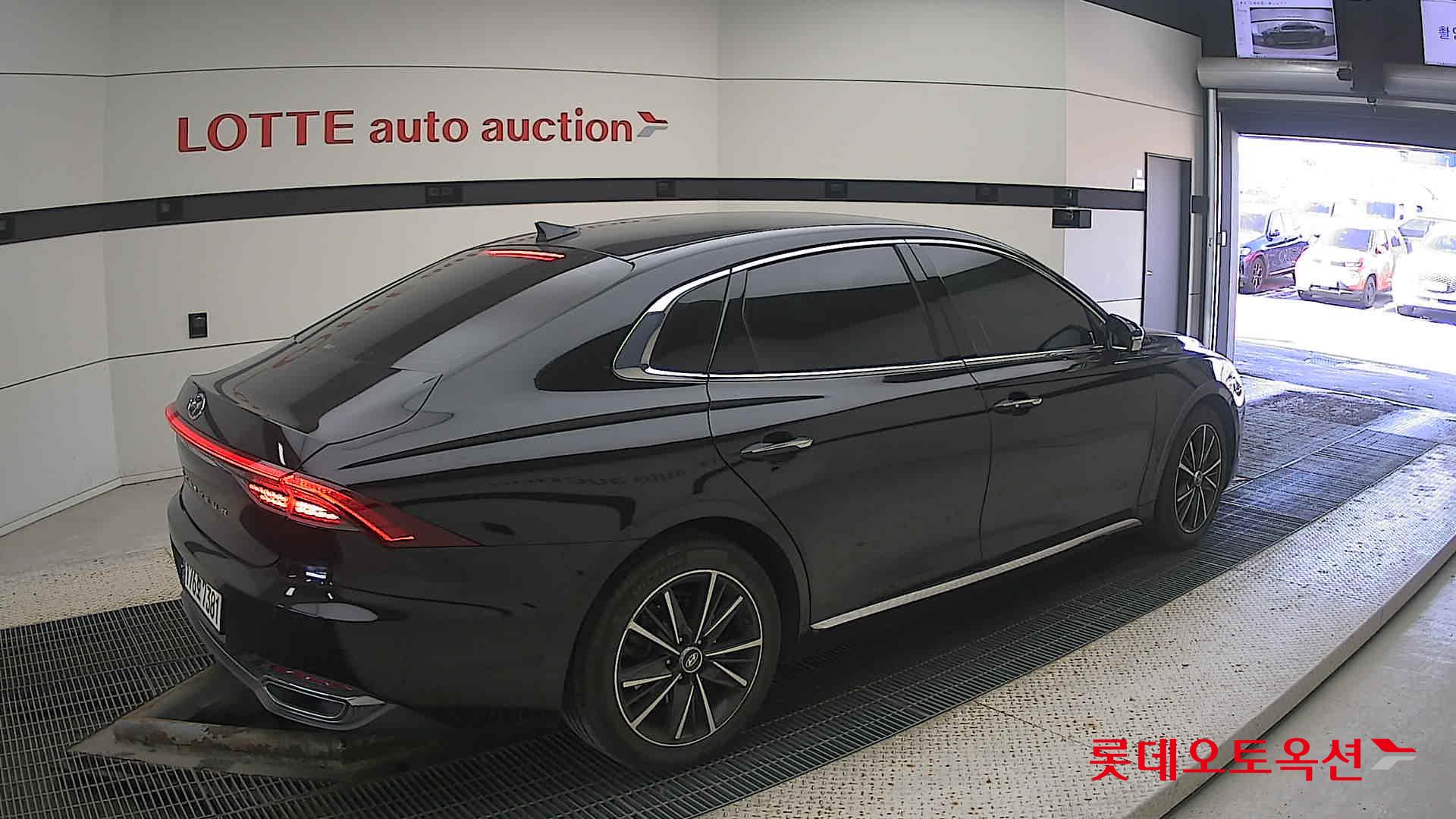 Hyundai Grandeur id 3633585 из Кореи 19