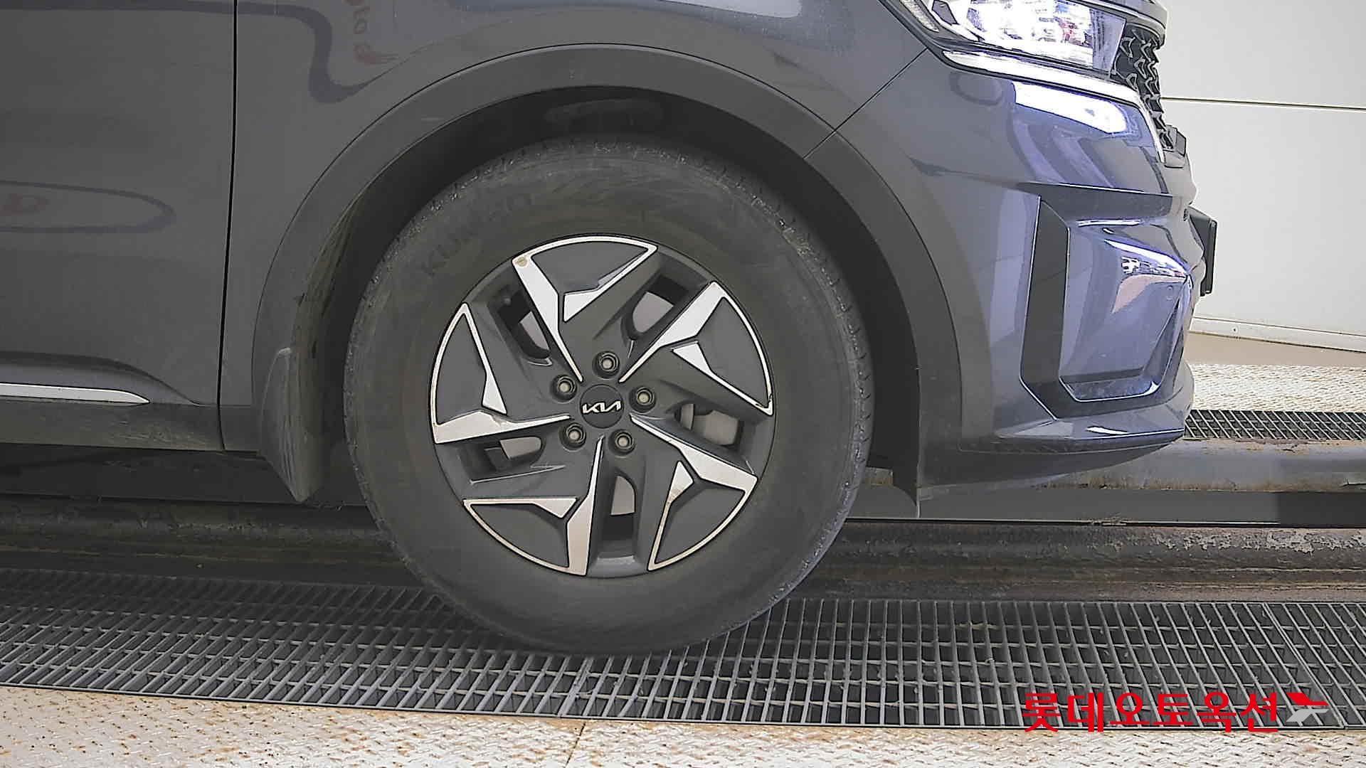 Kia Sorento Hybrid id 3633669 из Кореи 23