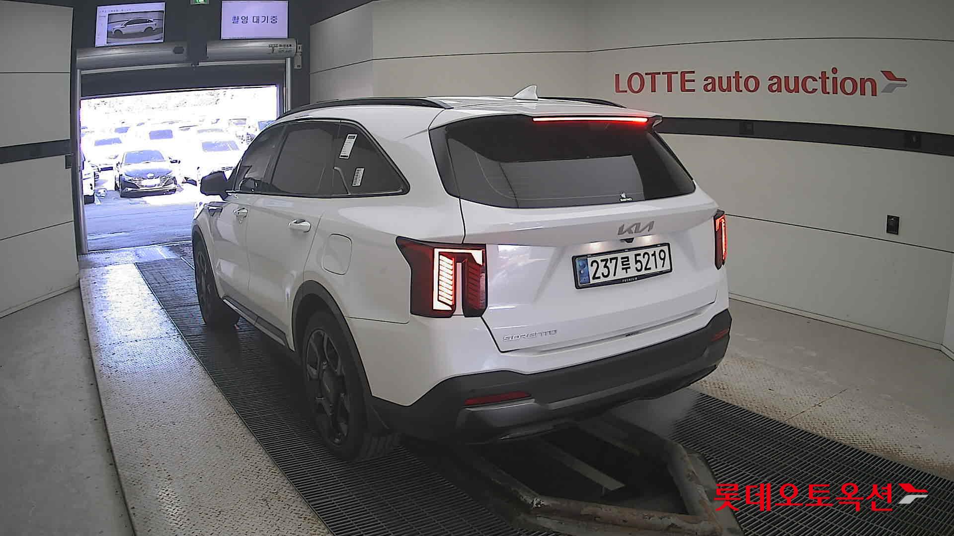 Kia Sorento 2024 - Image 16