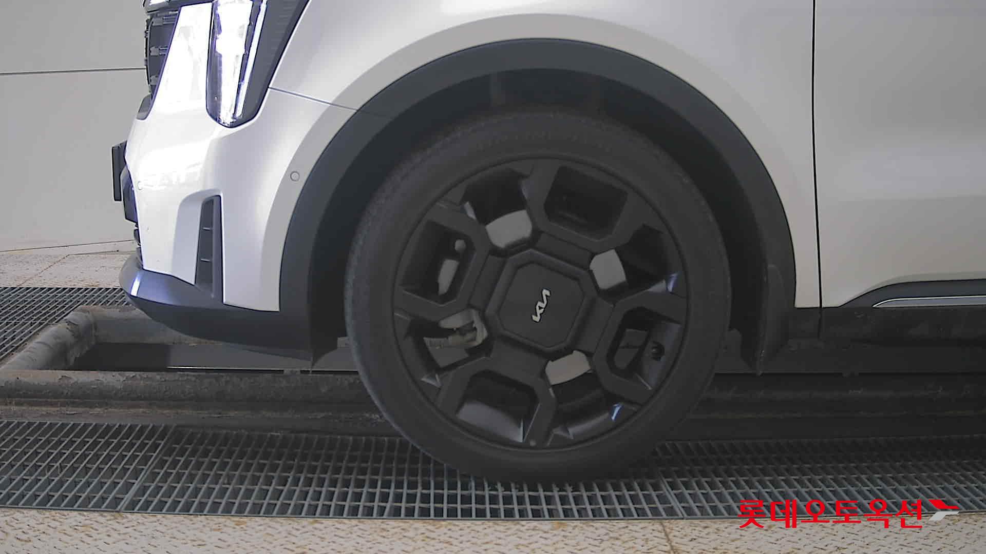 Kia Sorento 2024 - Image 25