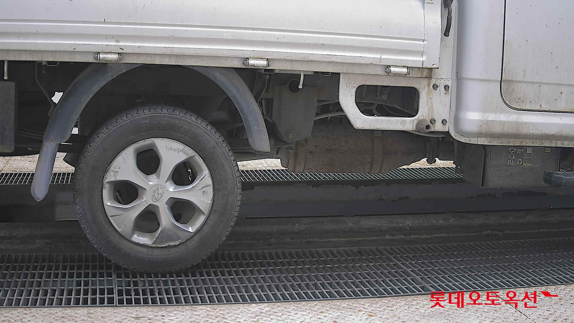 Hyundai Porter - 28