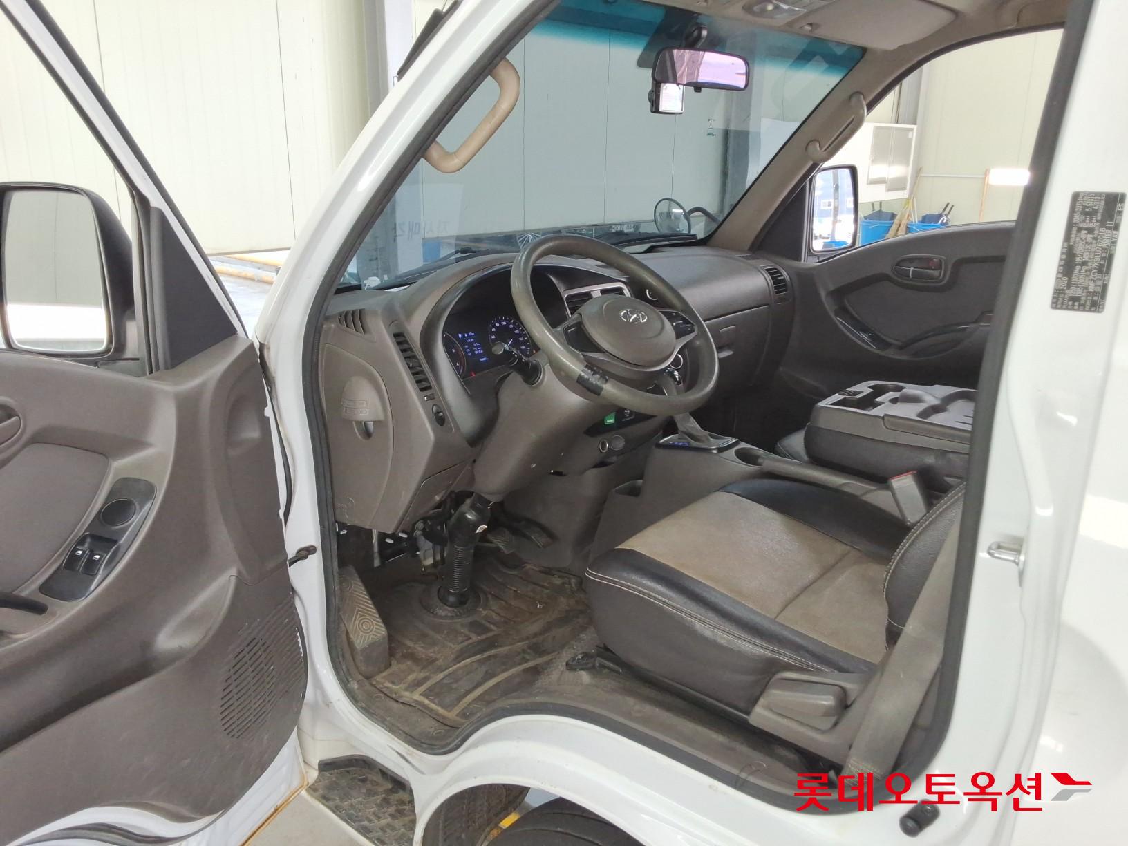 Hyundai Porter - 36