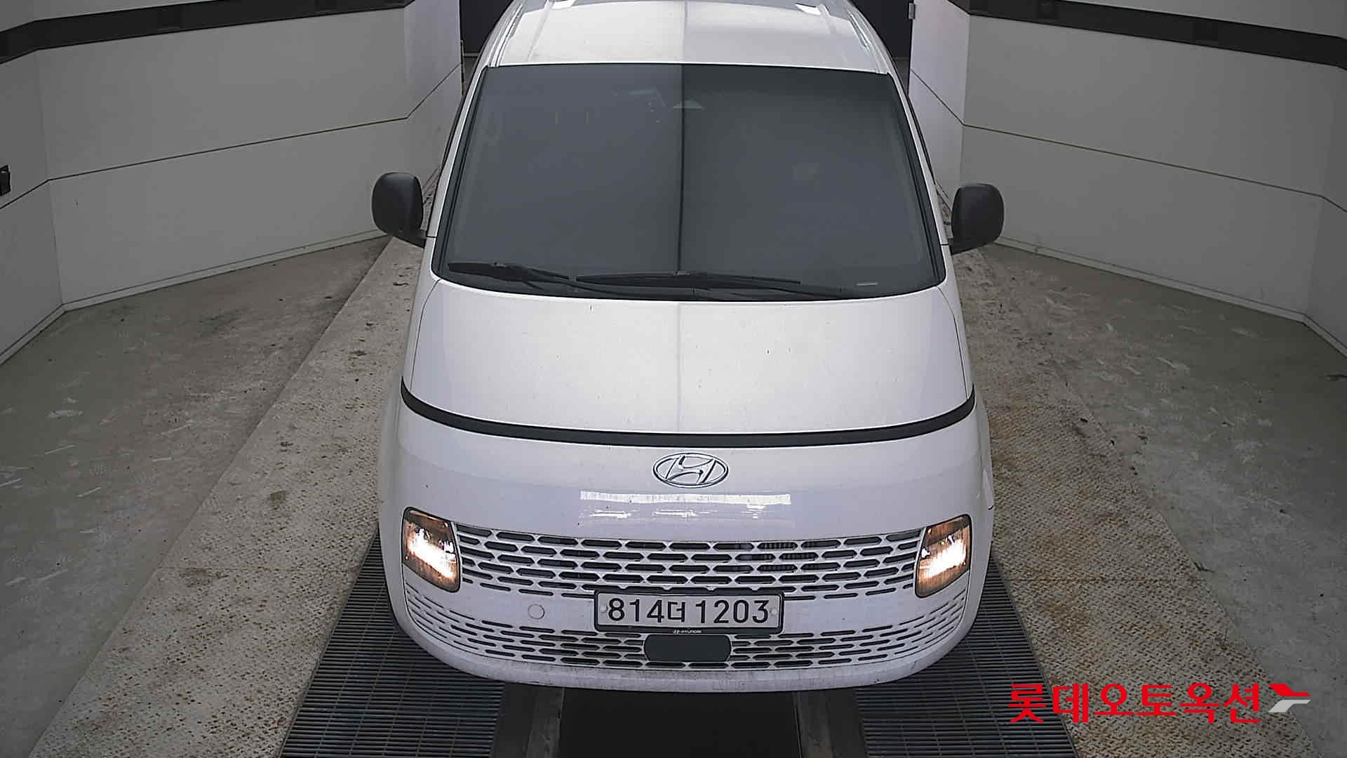 هيونداي ستاريا