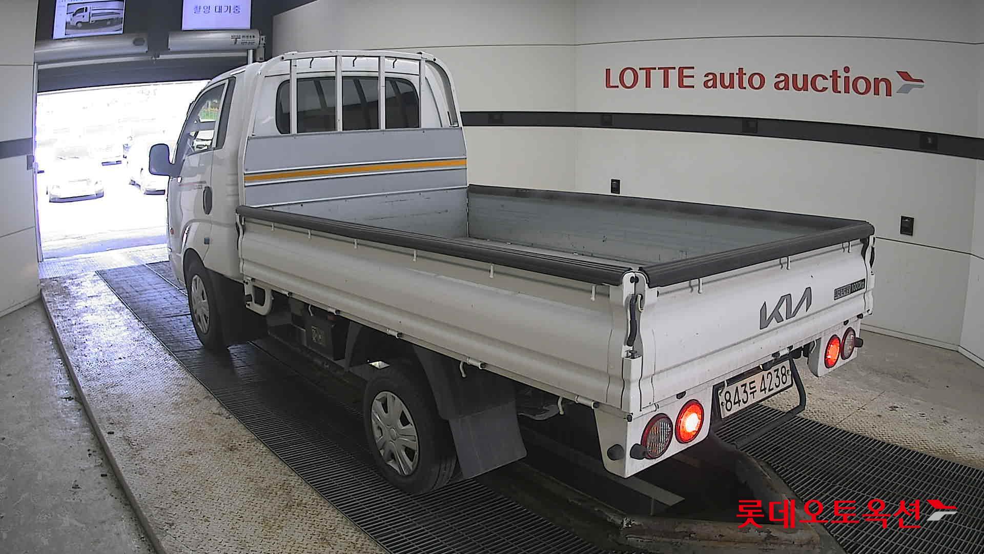 Kia Bongo 2023 - Image 4