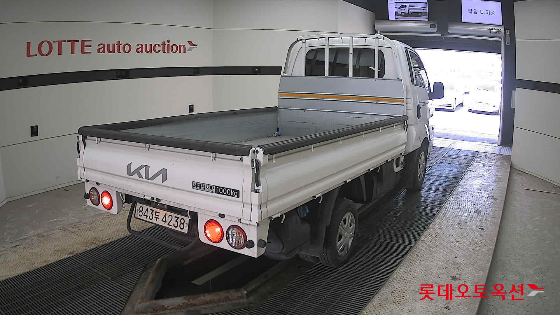 Kia Bongo 2023 - Image 18