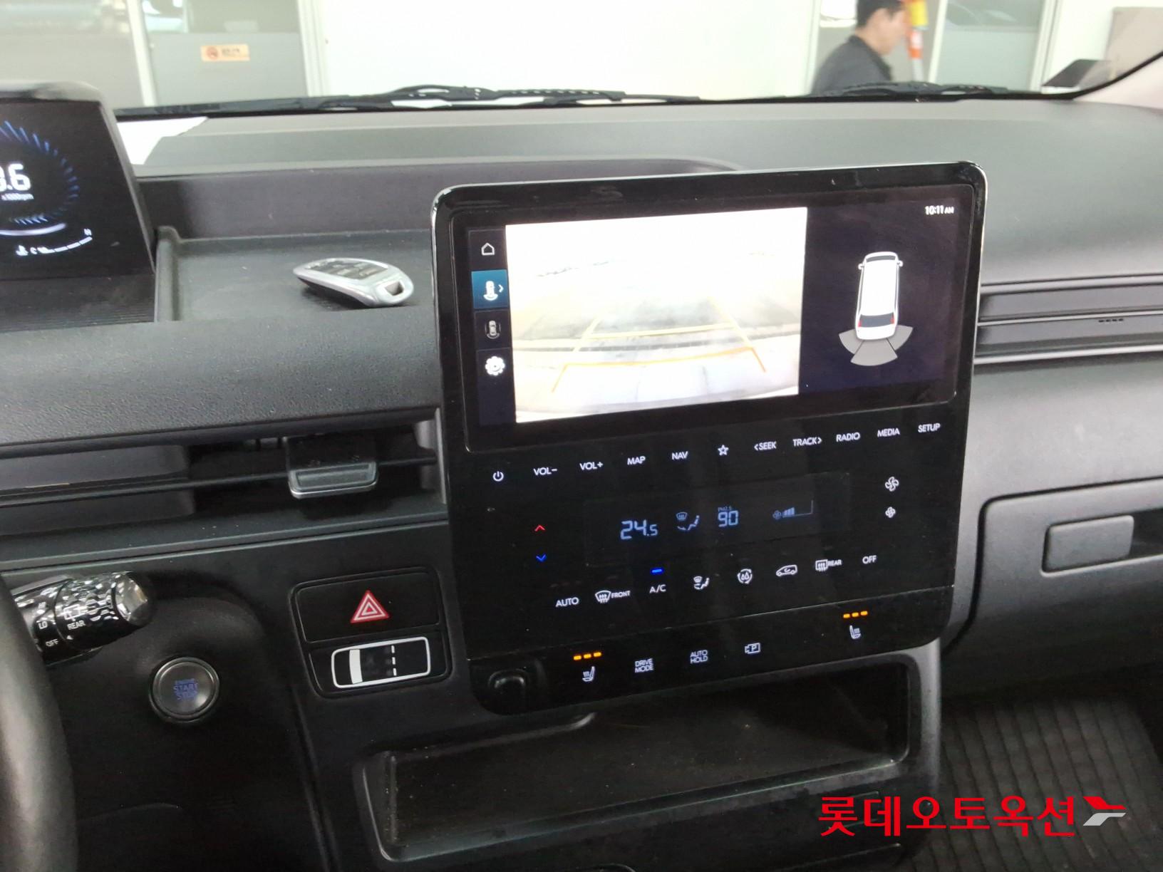 هيونداي ستاريا 2022 - صورة 33