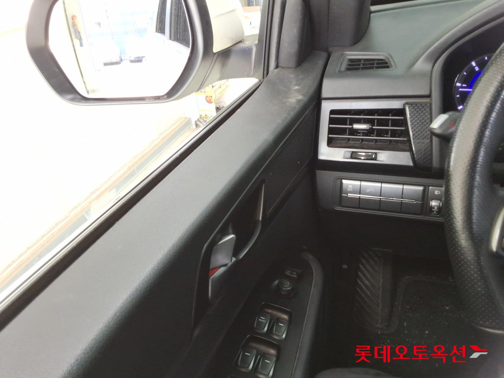 KG Mobility Rexton Sports 2021 - Image 29