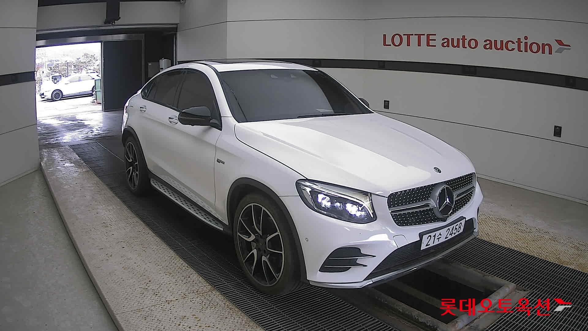 2018 - Mercedes-Benz 43 4M