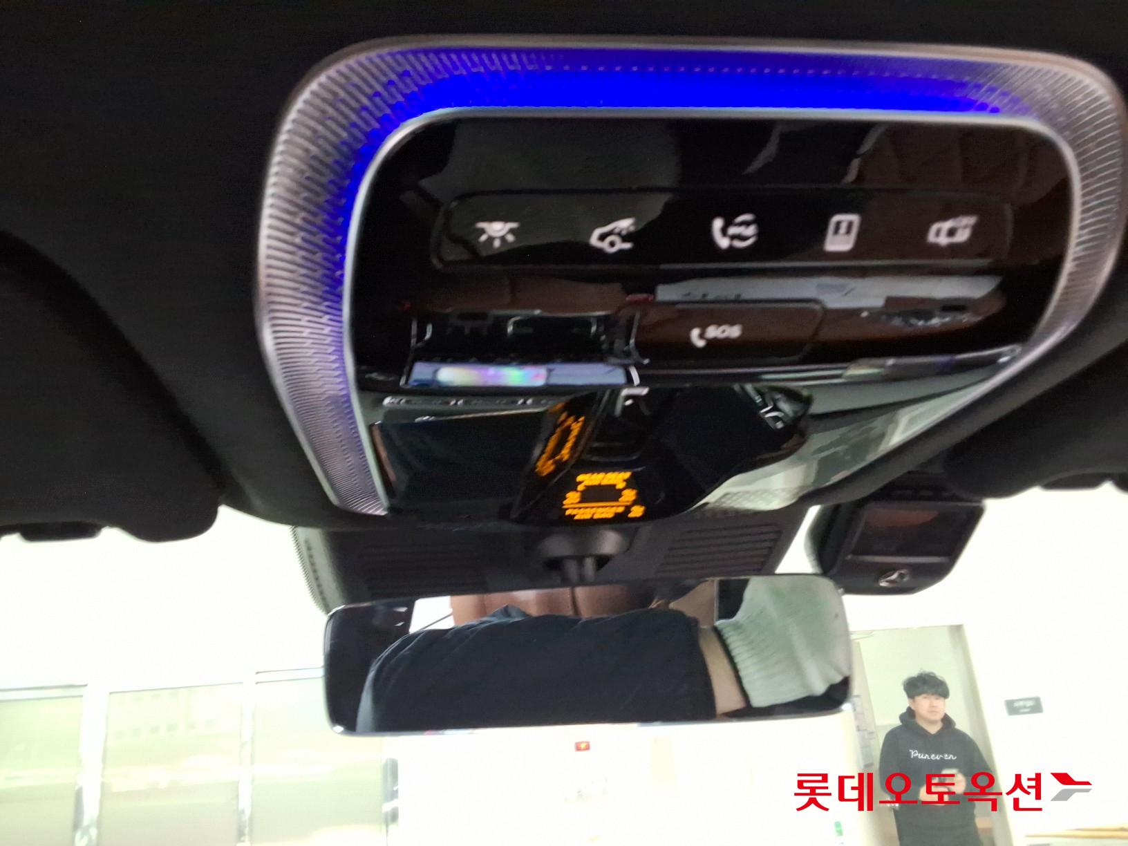 2021 - Mercedes-Benz S580