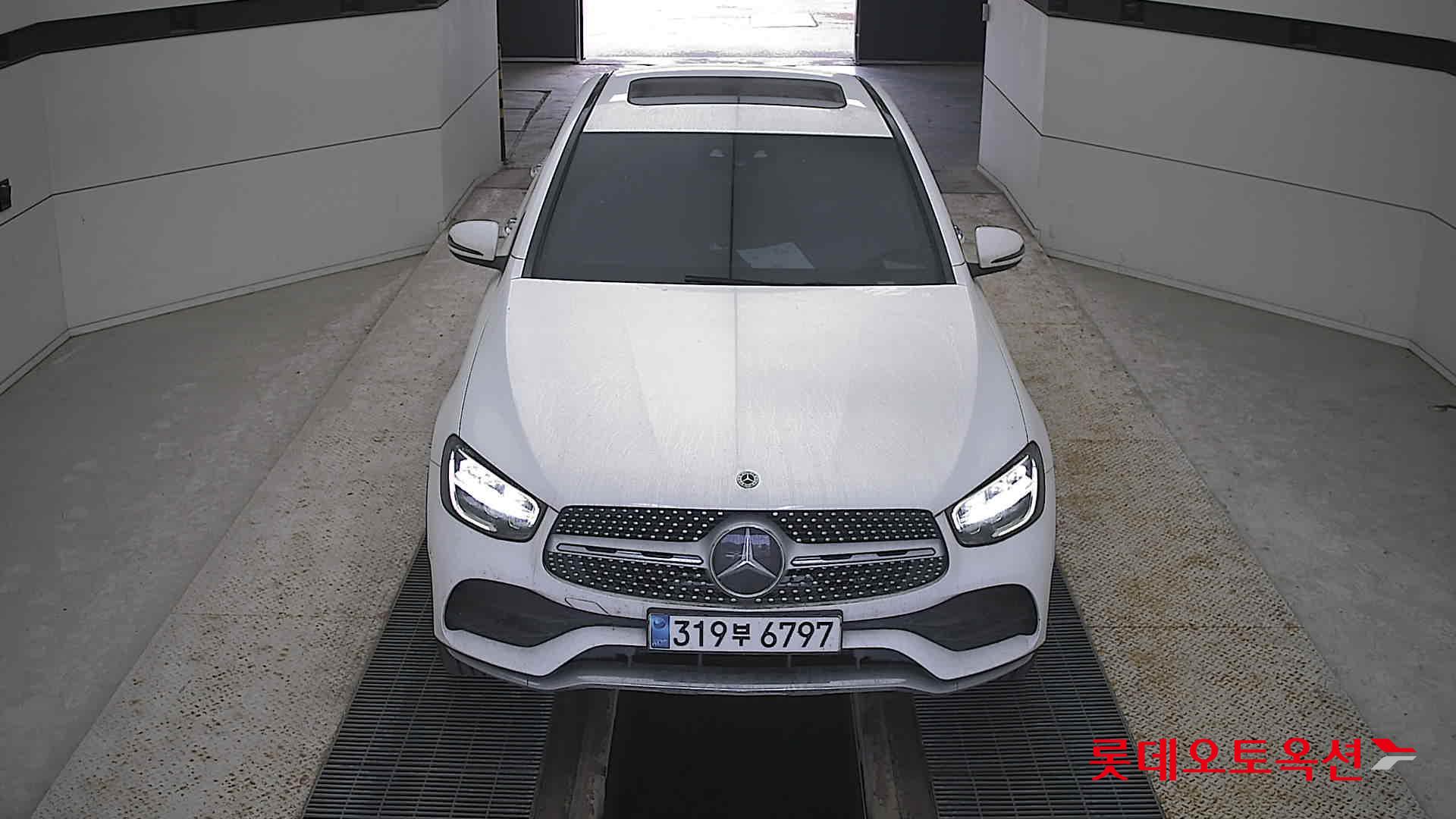 BENZ GLC300 E COUPE (H)