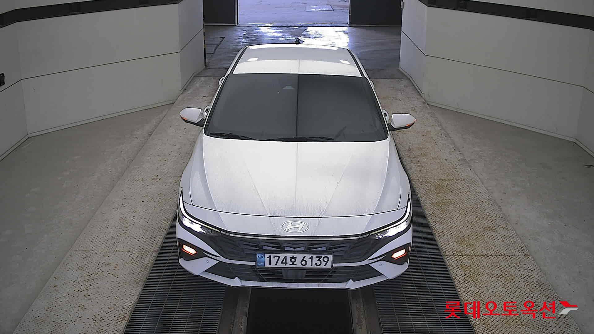 هيونداي إلانترا