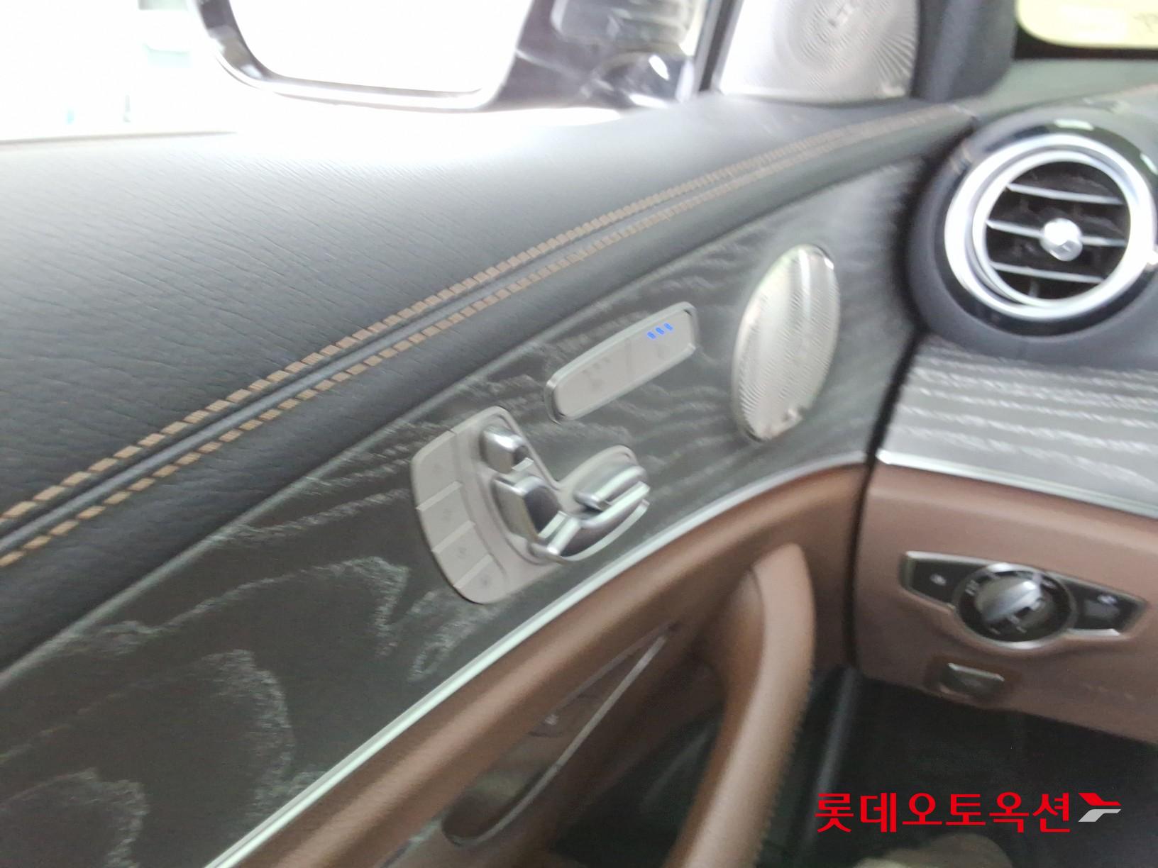 2022 - Mercedes-Benz E350