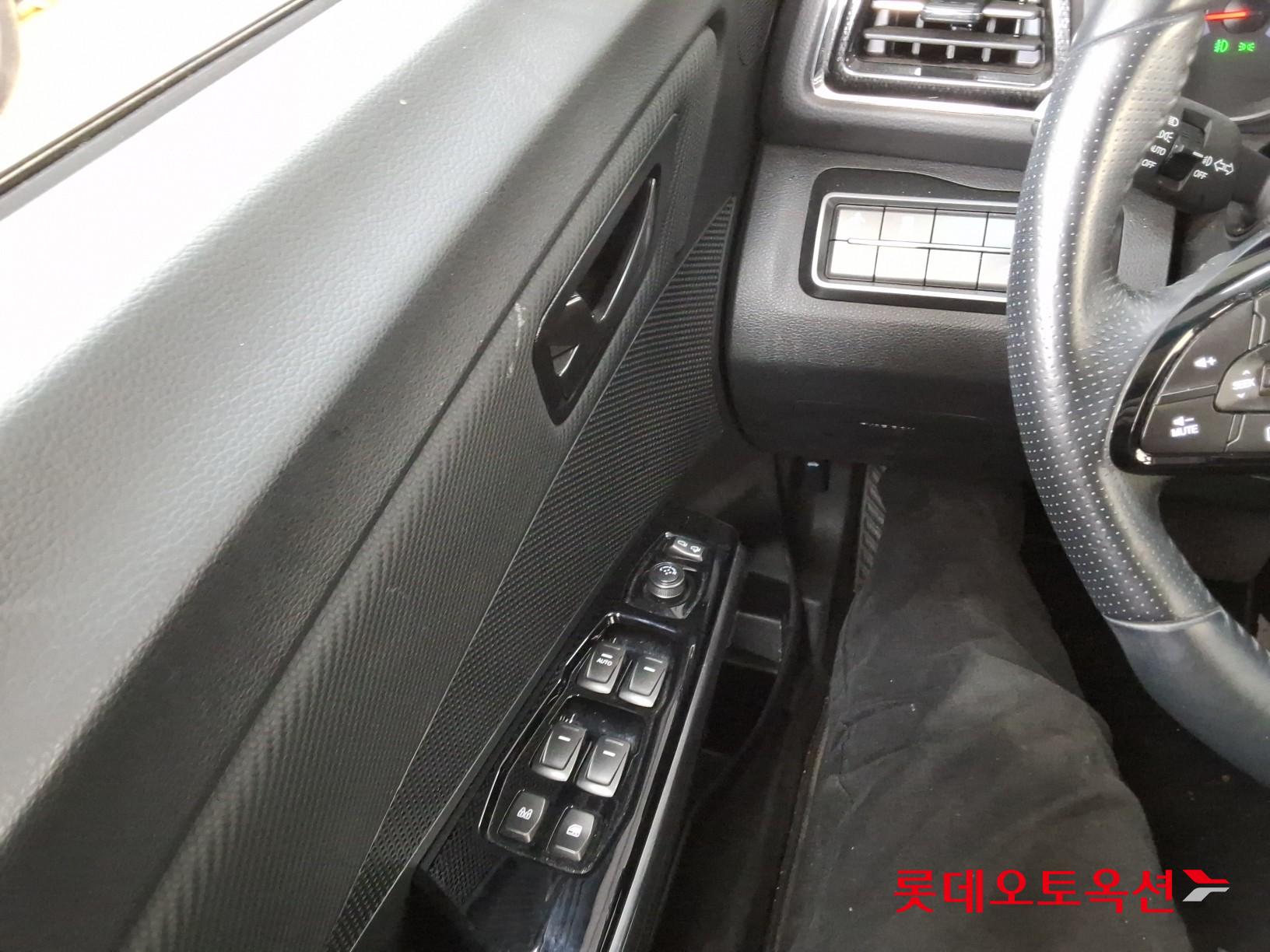 سانغ يونغ تيفولي