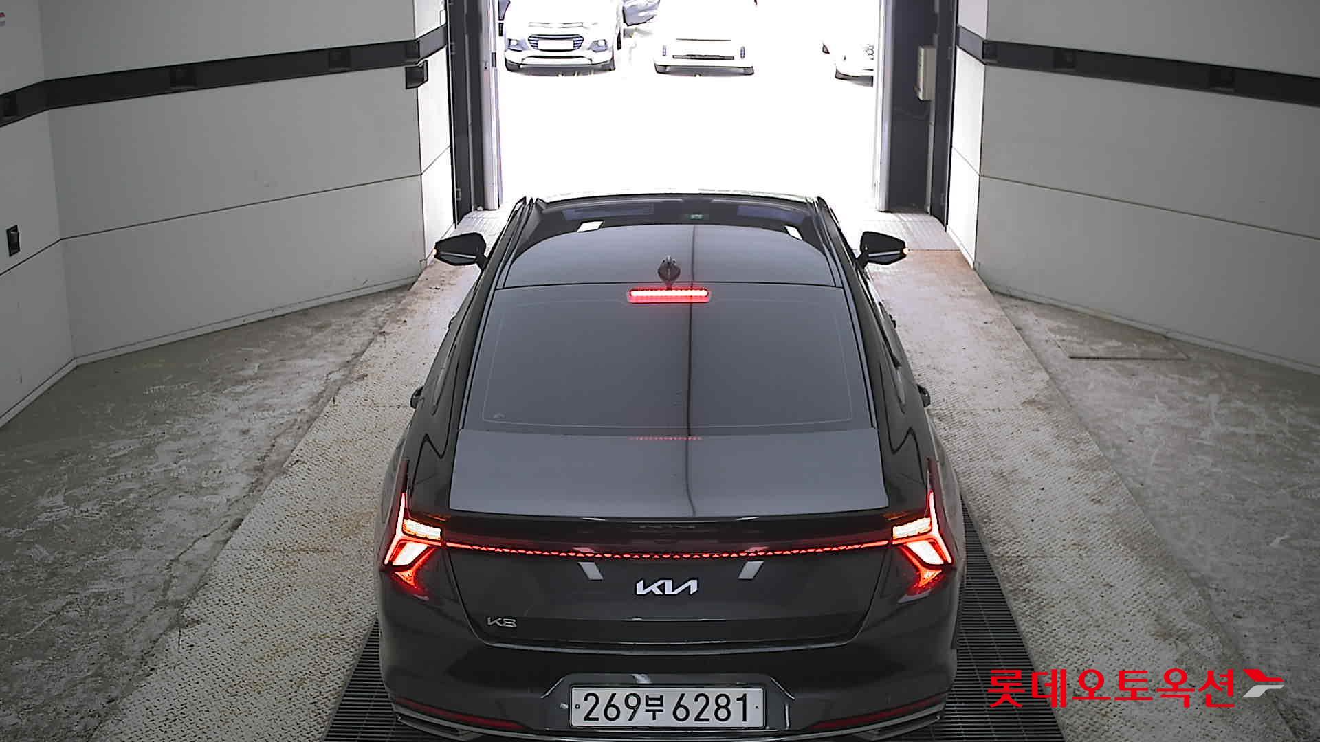 2023 - kia k8