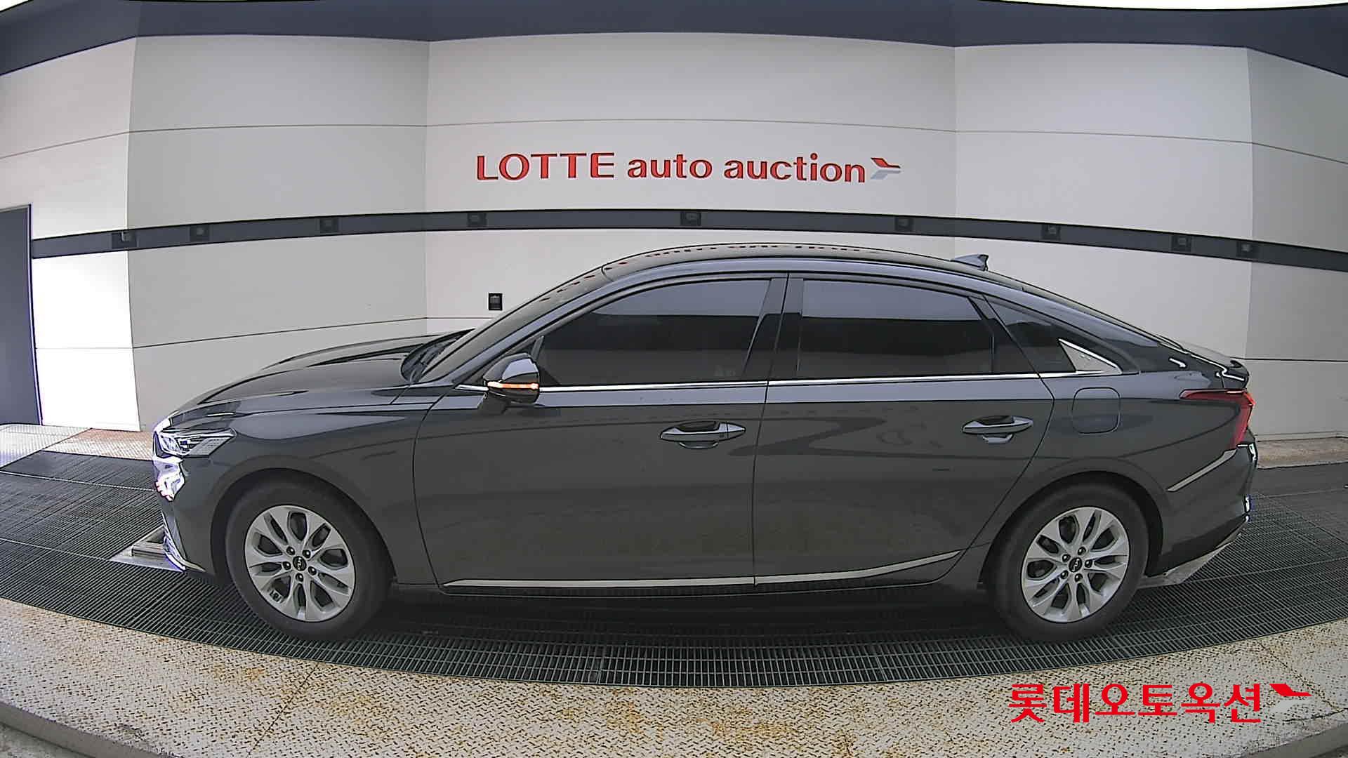 2023 - kia k8