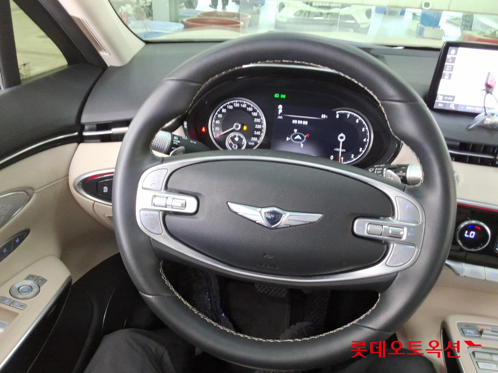 Genesis GV70 - 30