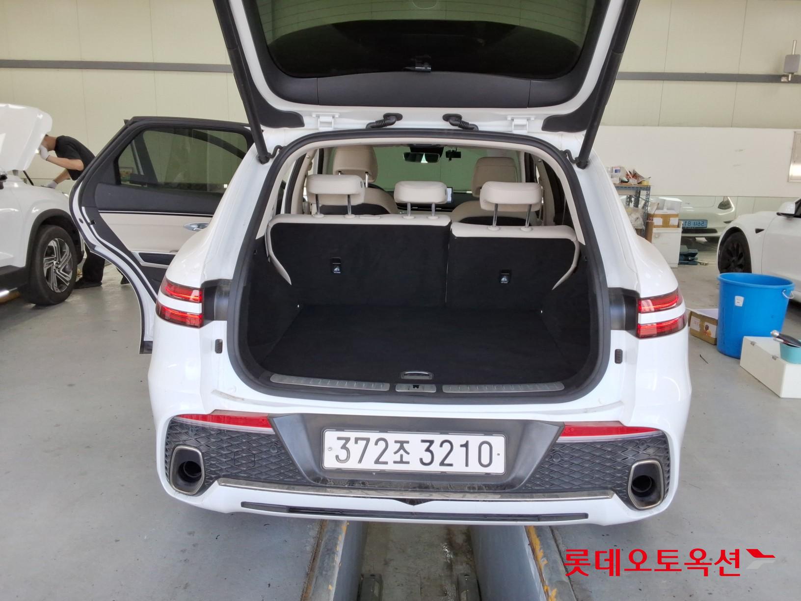 Genesis GV70 - 9