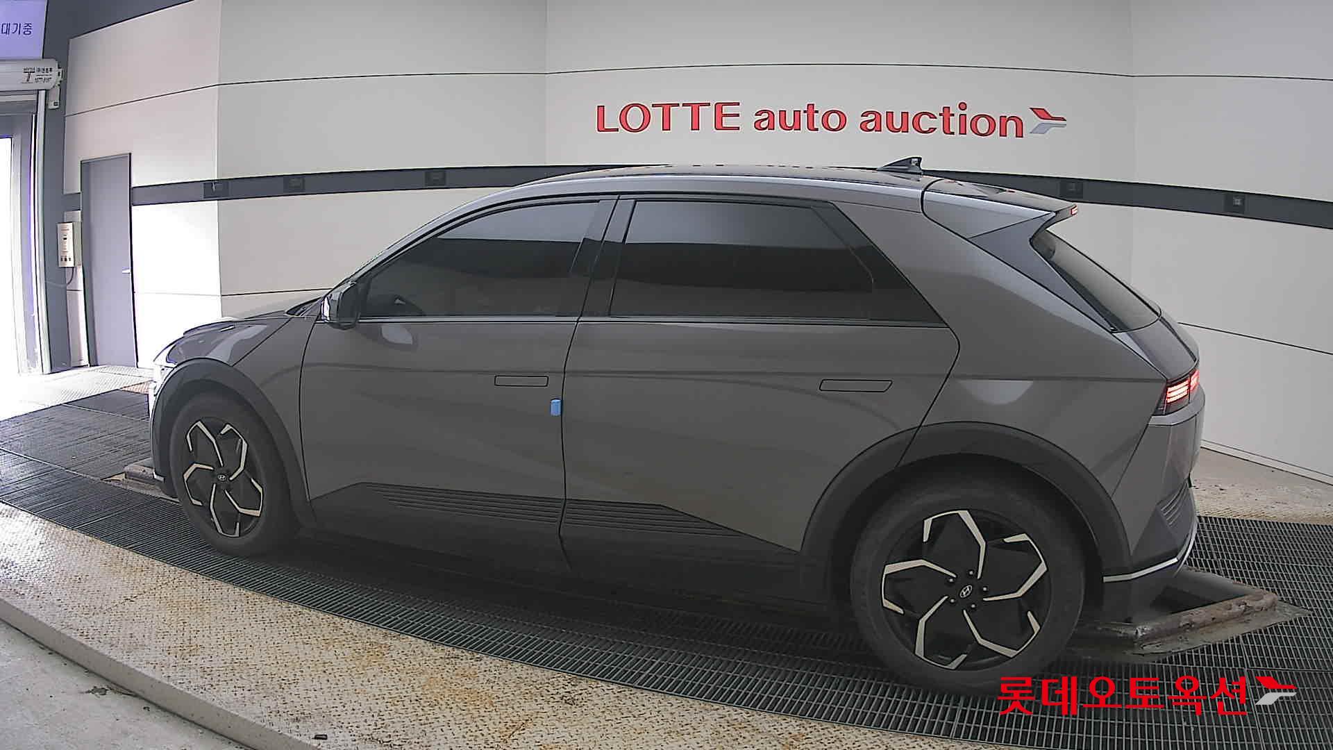 Hyundai Ioniq 5 2022 - Image 14