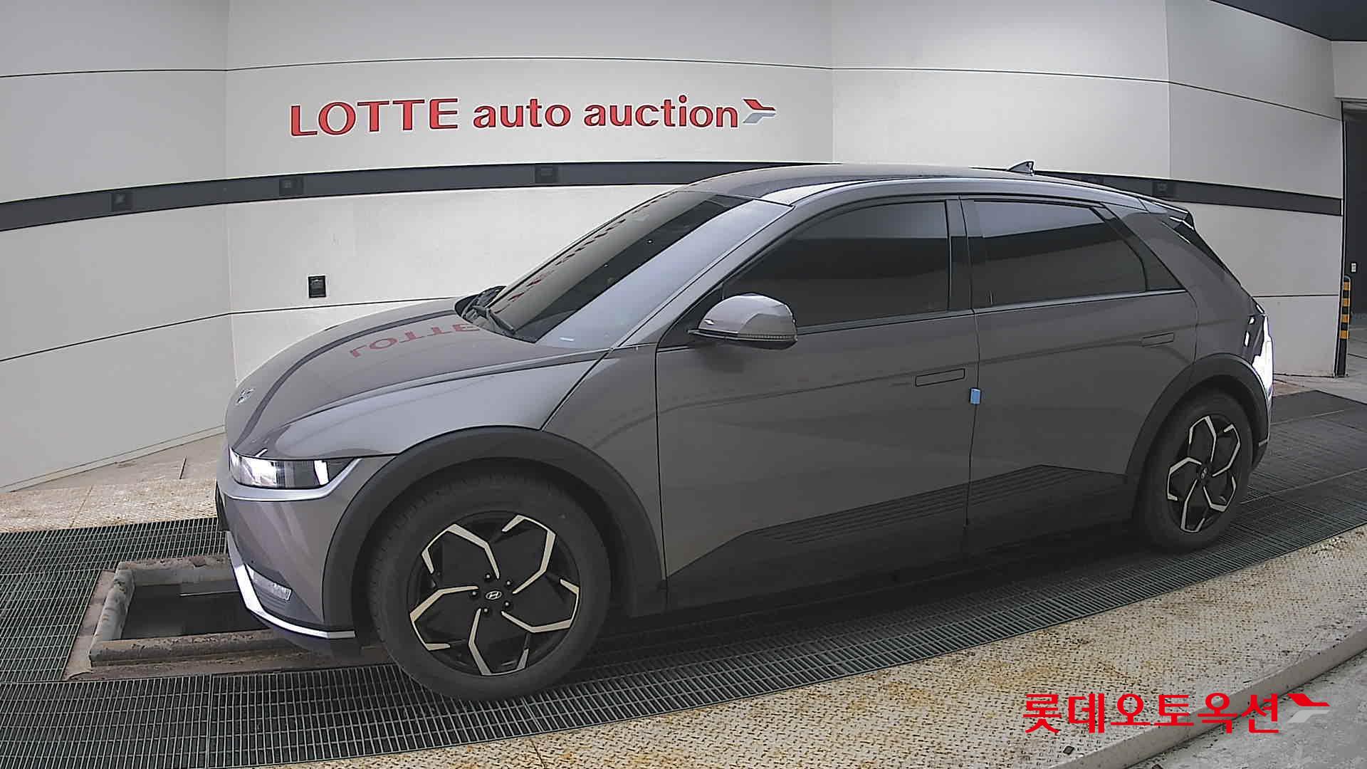 Hyundai Ioniq 5 2022 - Image 12