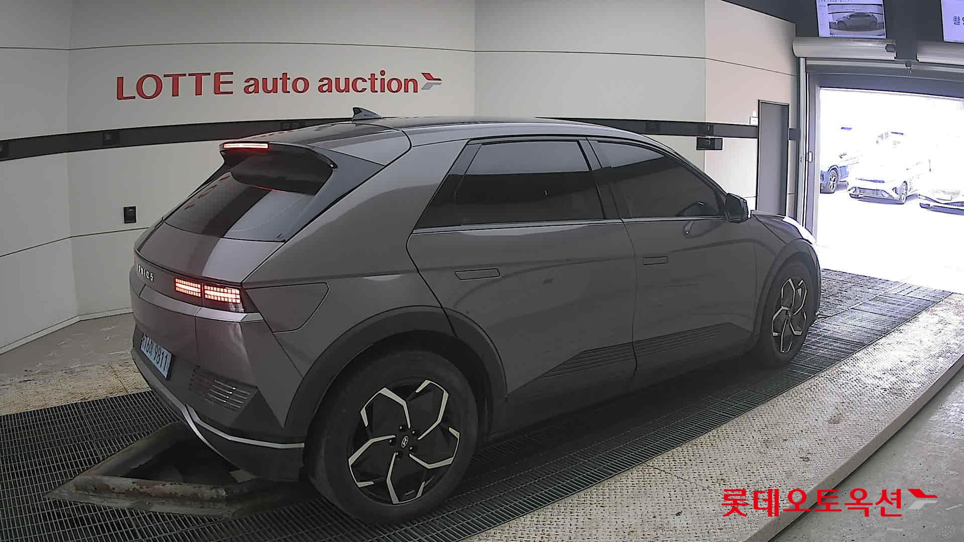 Hyundai Ioniq 5 2022 - Image 19