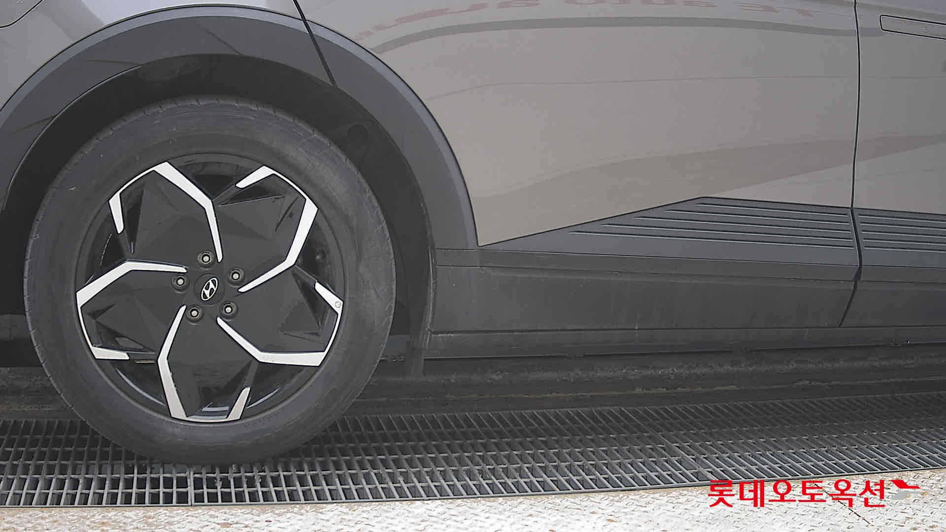 Hyundai Ioniq 5 2022 - Image 28