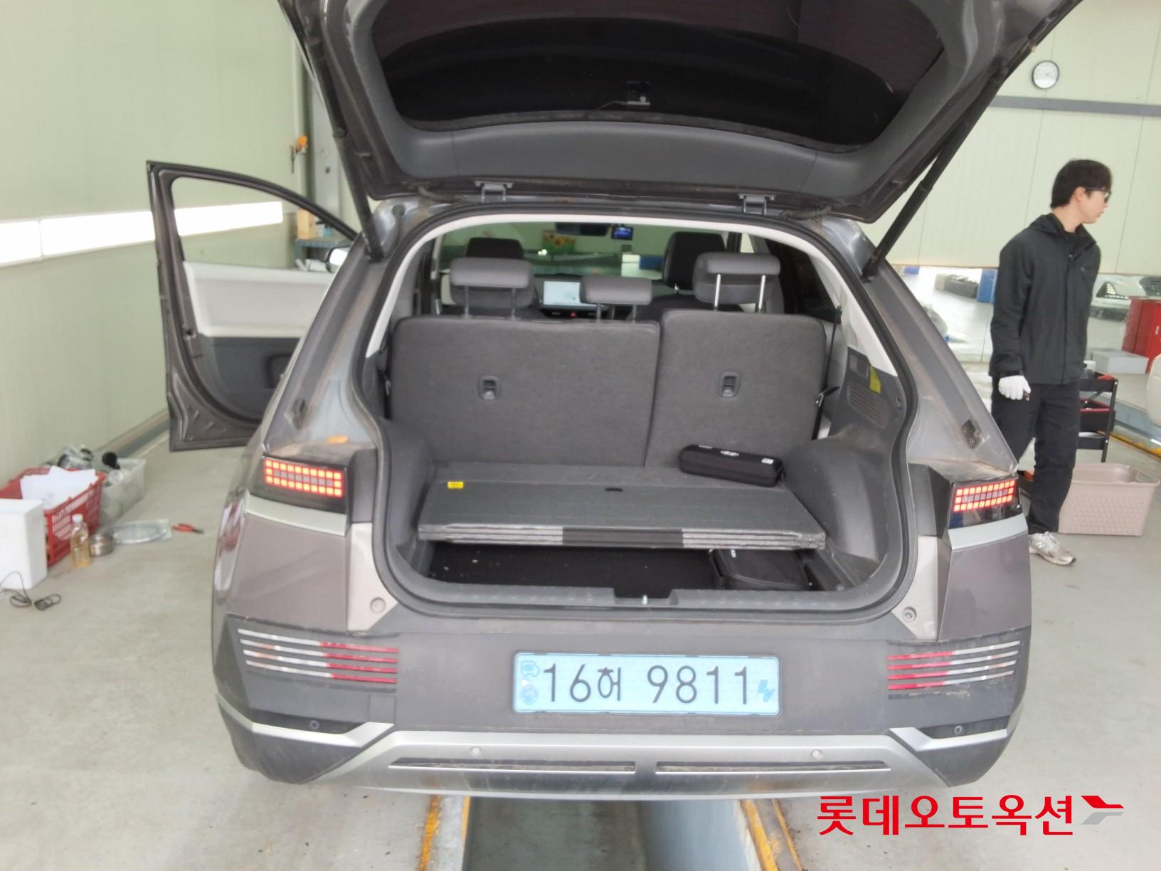 Hyundai Ioniq 5 2022 - Image 9