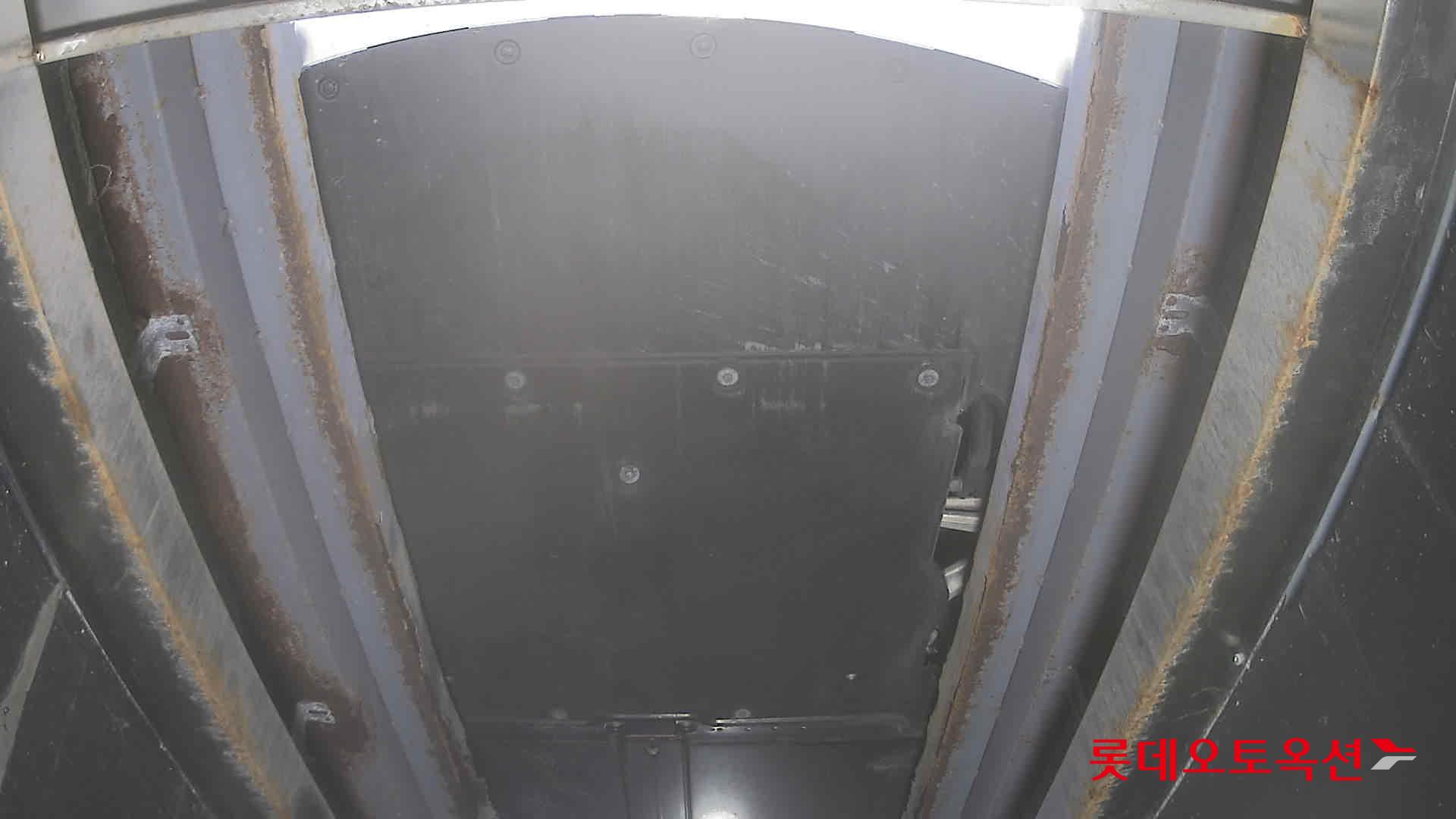 TESLA Model 3 2021 - 이미지 8