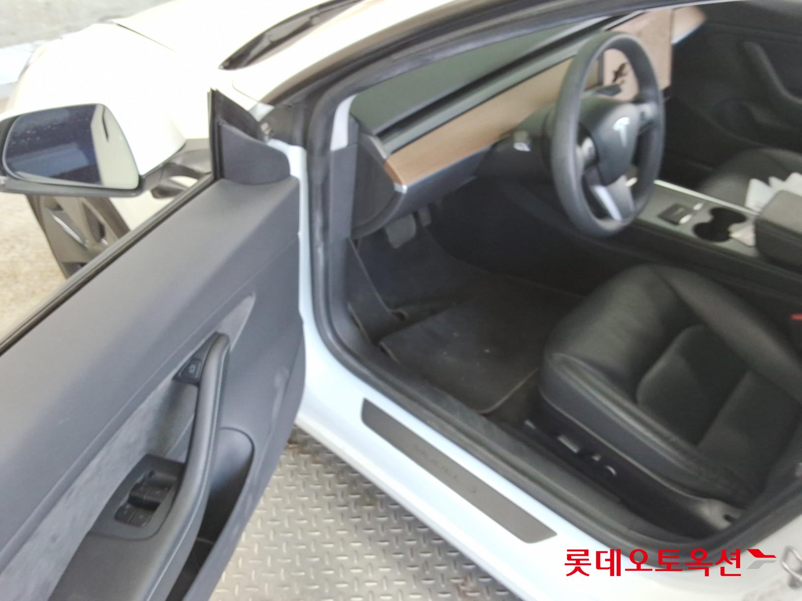 TESLA Model 3 2021 - 이미지 36