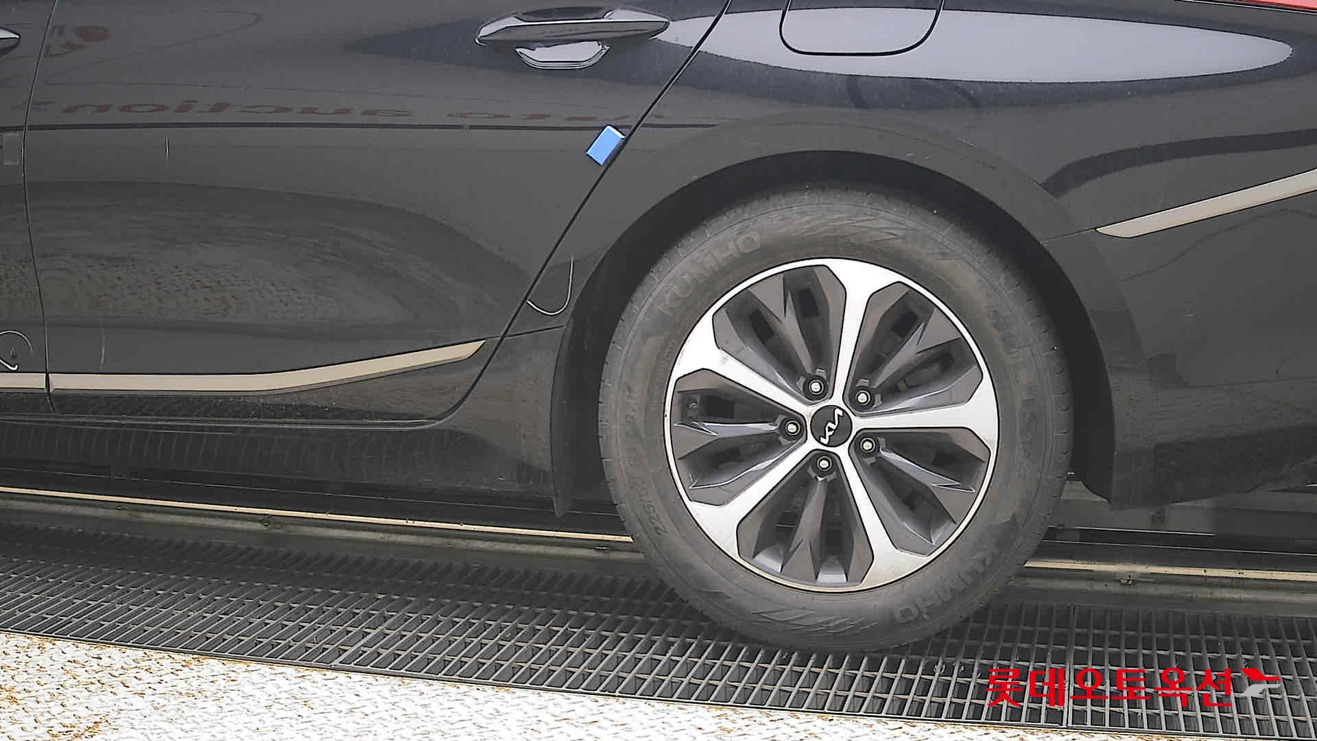 2022 - kia k8