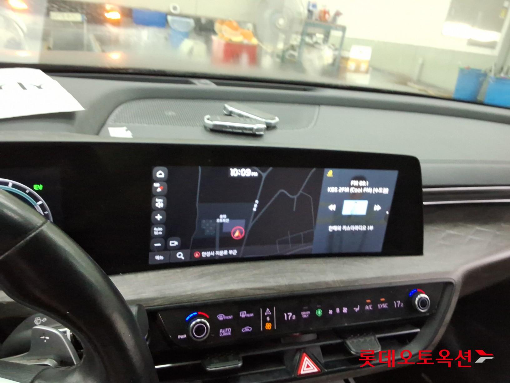 2022 - kia k8