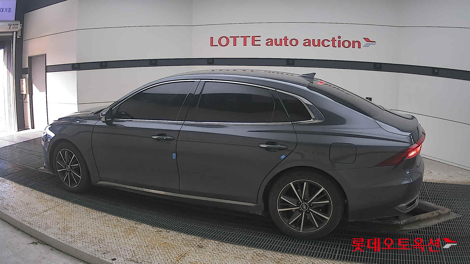 Hyundai Grandeur 2020 - Image 14
