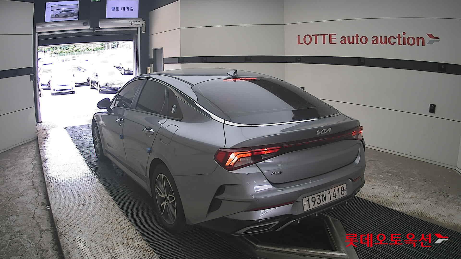 2022 - kia k5